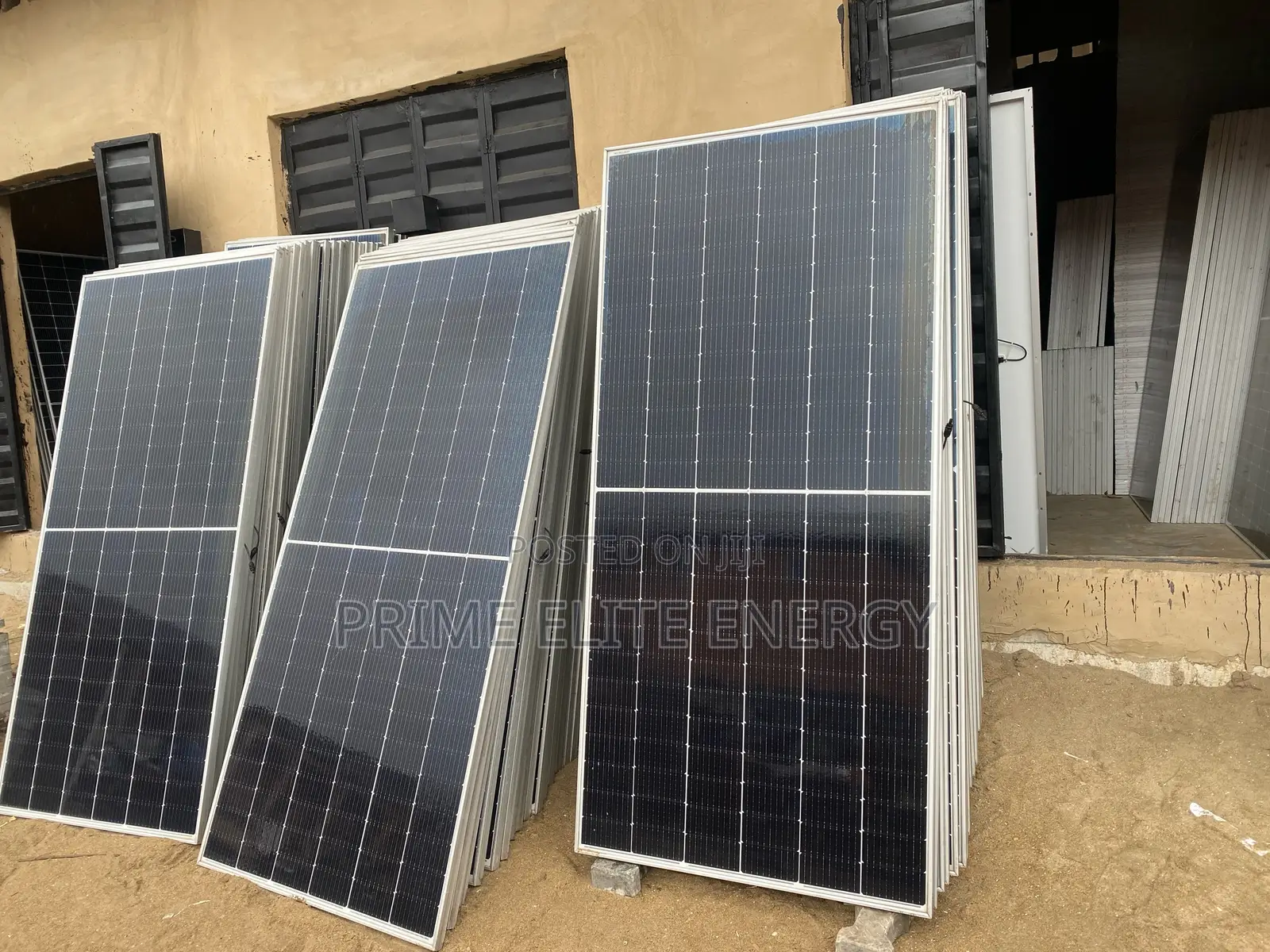 Jinko 600w Solar Panels