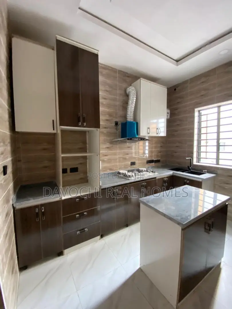 4bdrm Duplex in Ado / Ajah for sale