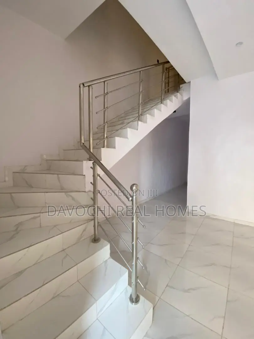 4bdrm Duplex in Ado / Ajah for sale