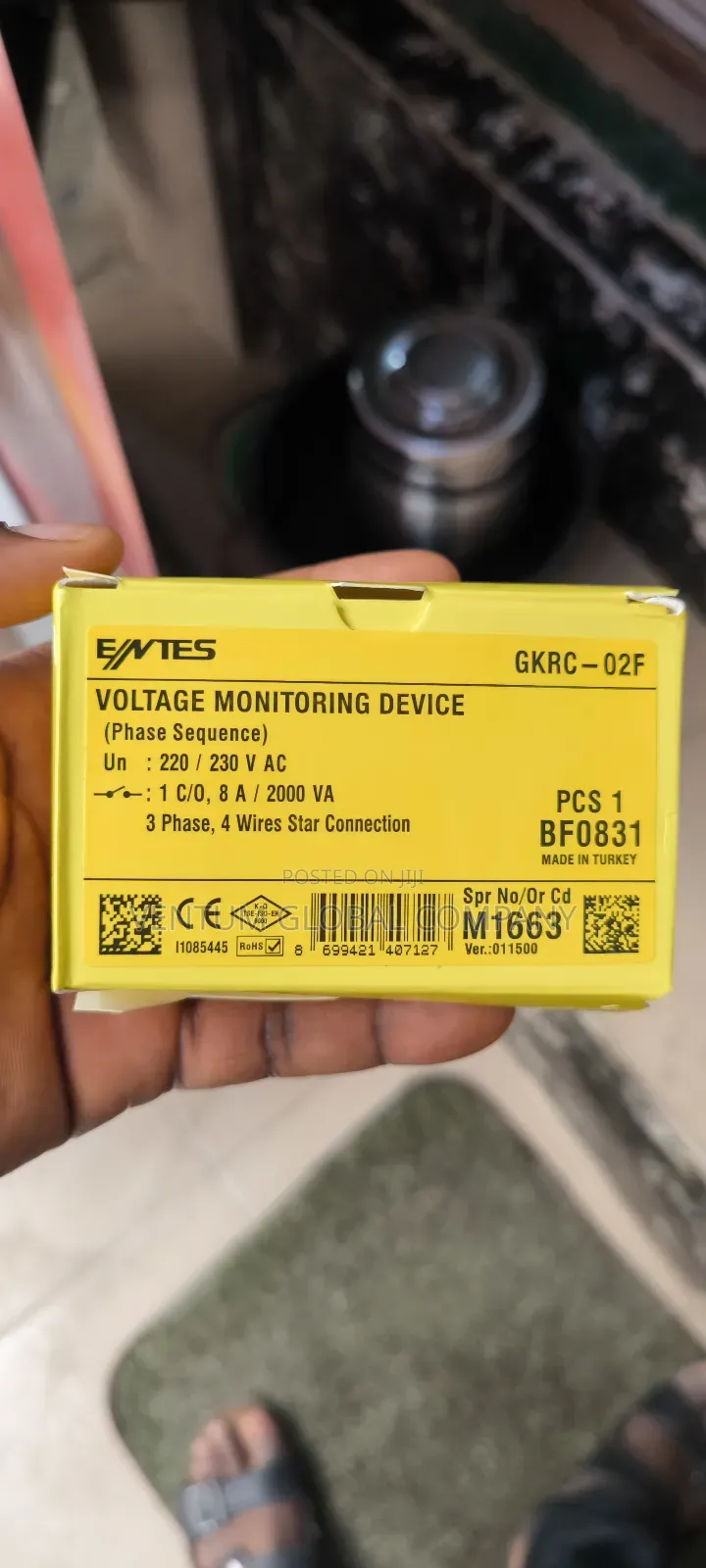 Voltage Monitor Low and High