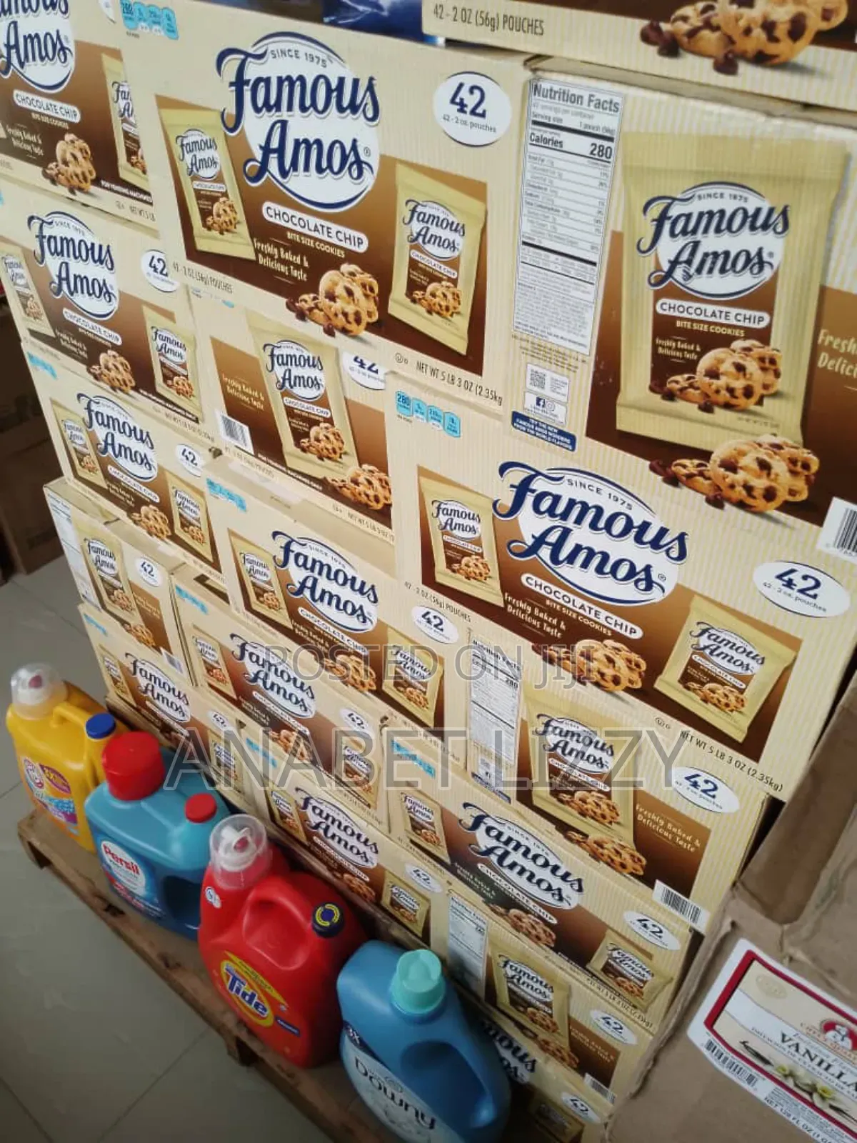 Famous Amos Cookies Biscuit