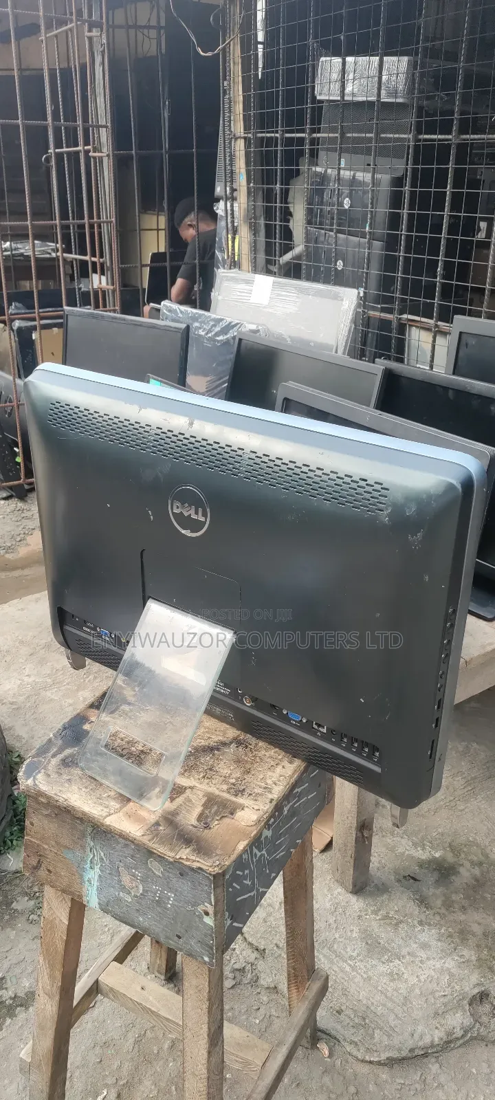 Desktop Computer Dell Inspiron One 2330 8GB Intel Core I5 HDD 1T