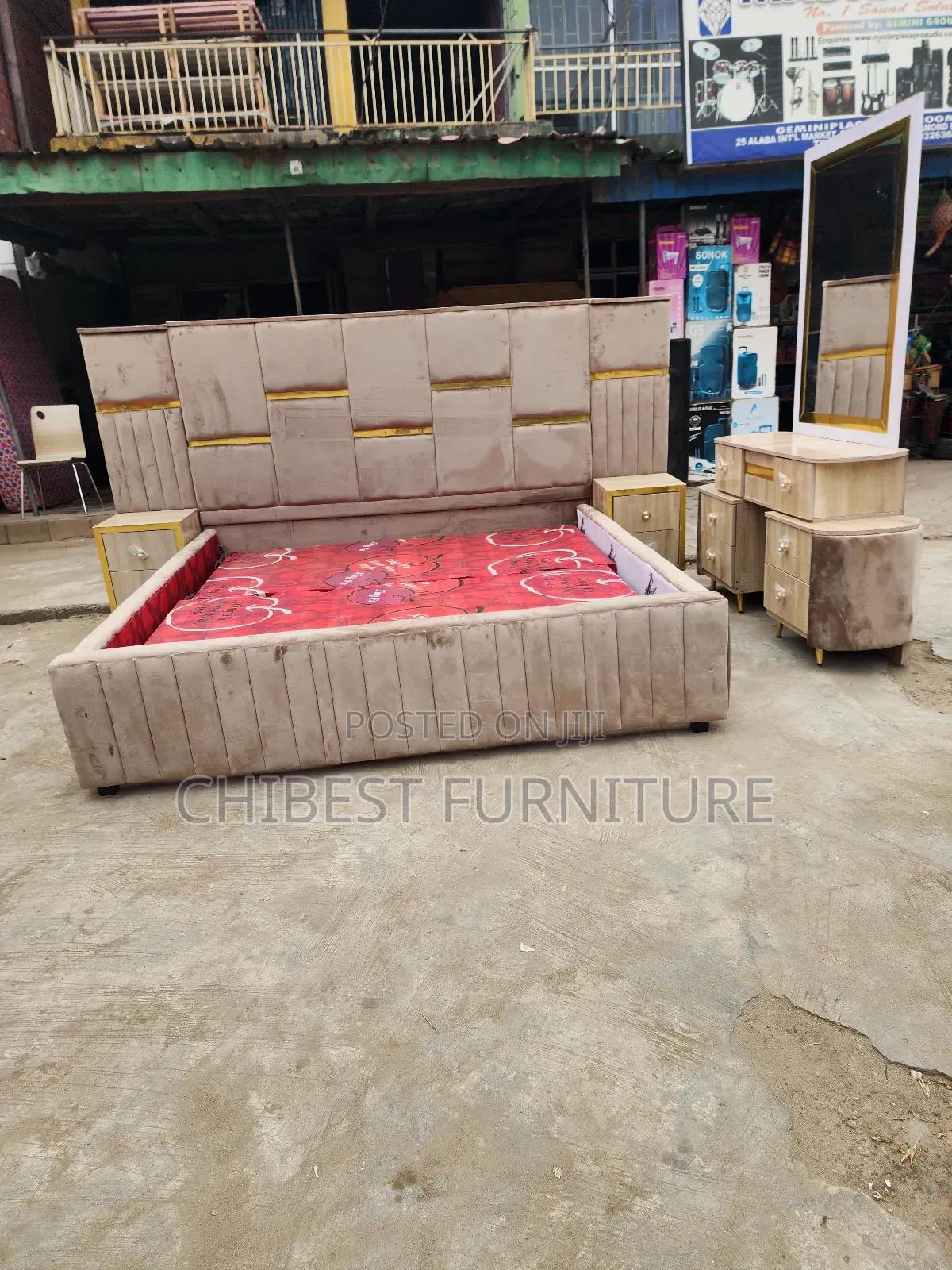 Quality 6by6 Complete Set of Upholstery Padded Bed