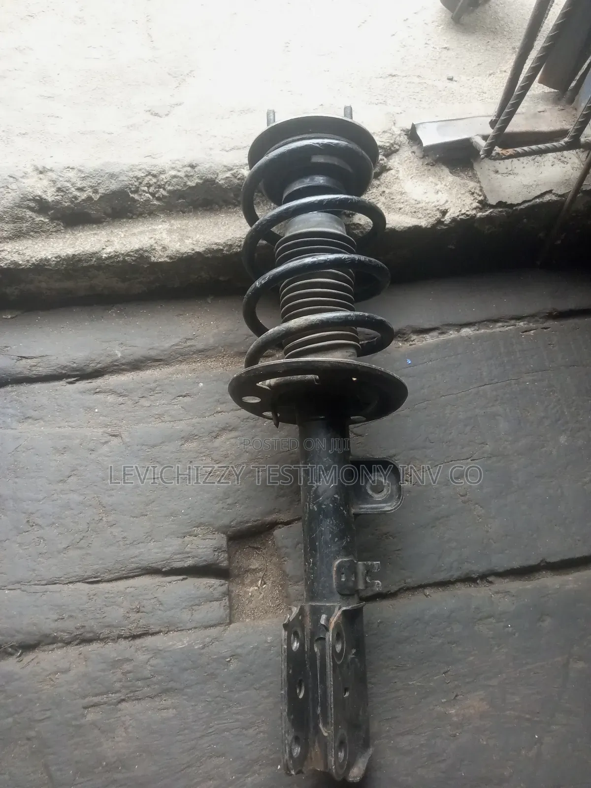 2012,2013,2014,2015,2016,2017,2018 Ford Explorer Front Shock