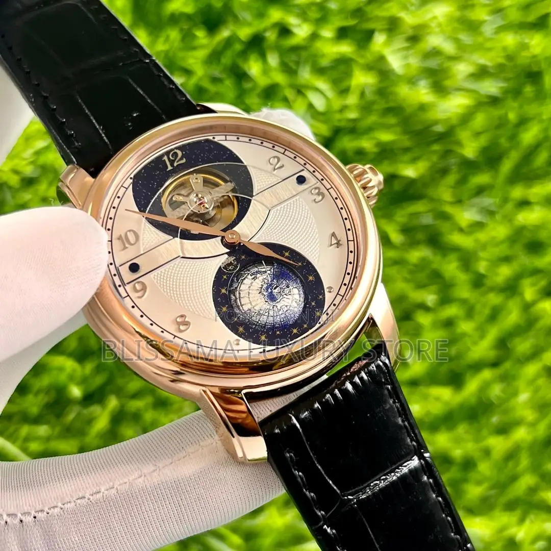 Luxury Ulysse Nardin Wristwatch