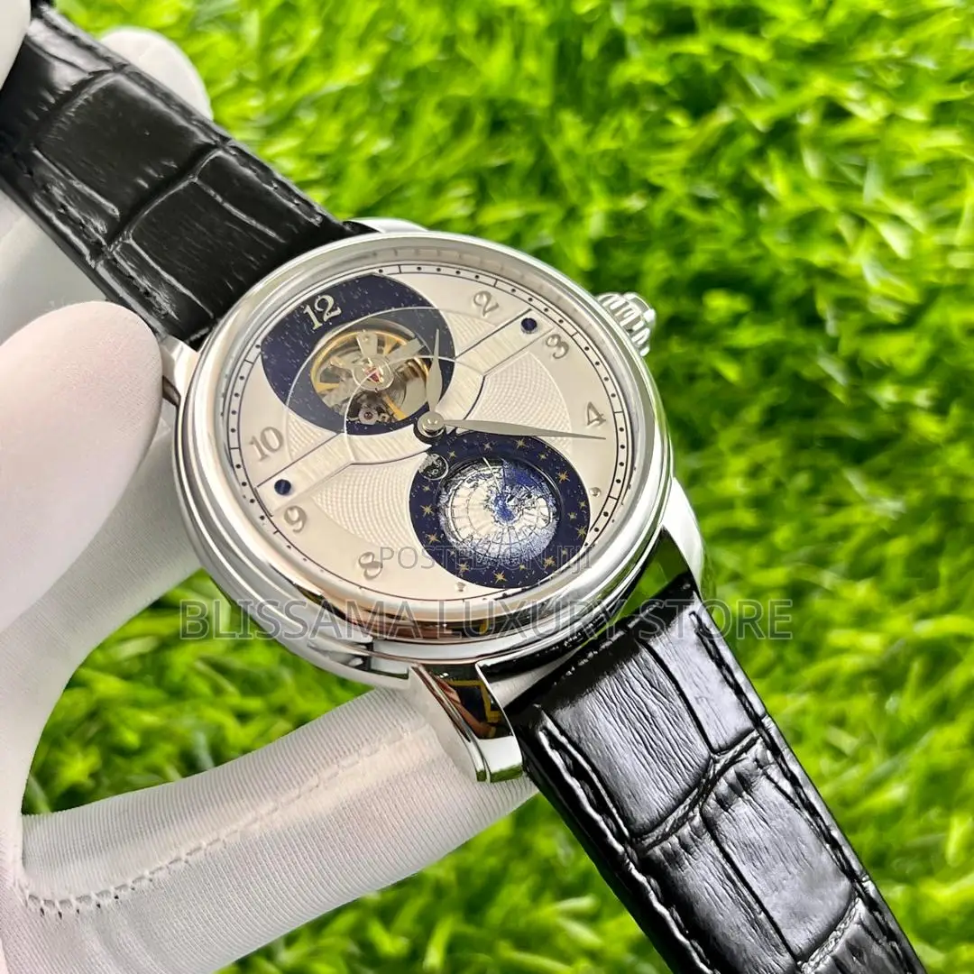 Luxury Ulysse Nardin Wristwatch
