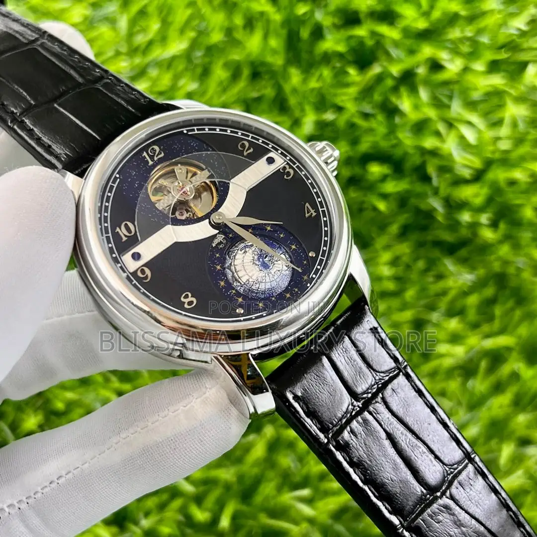 Luxury Ulysse Nardin Wristwatch