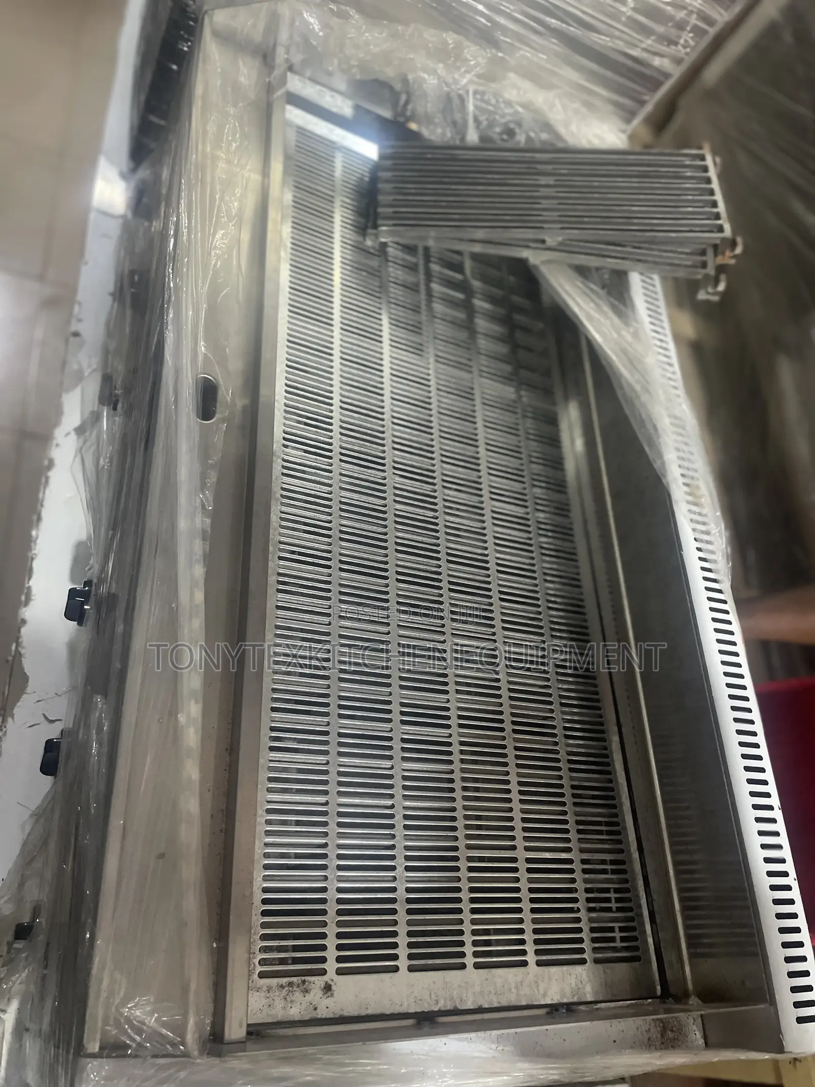 Big Lava Lock Grill With Stone
