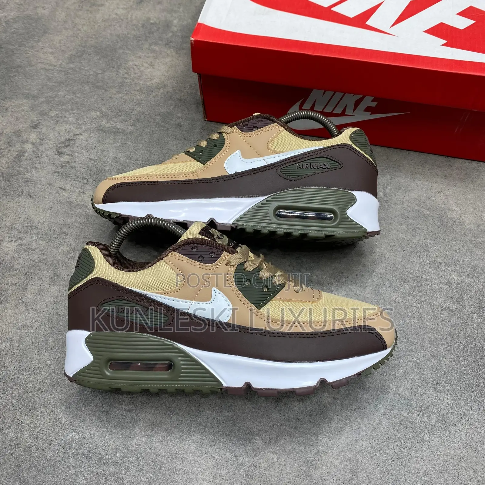 Original Nike Max 90 Sesame Earth Sneakers