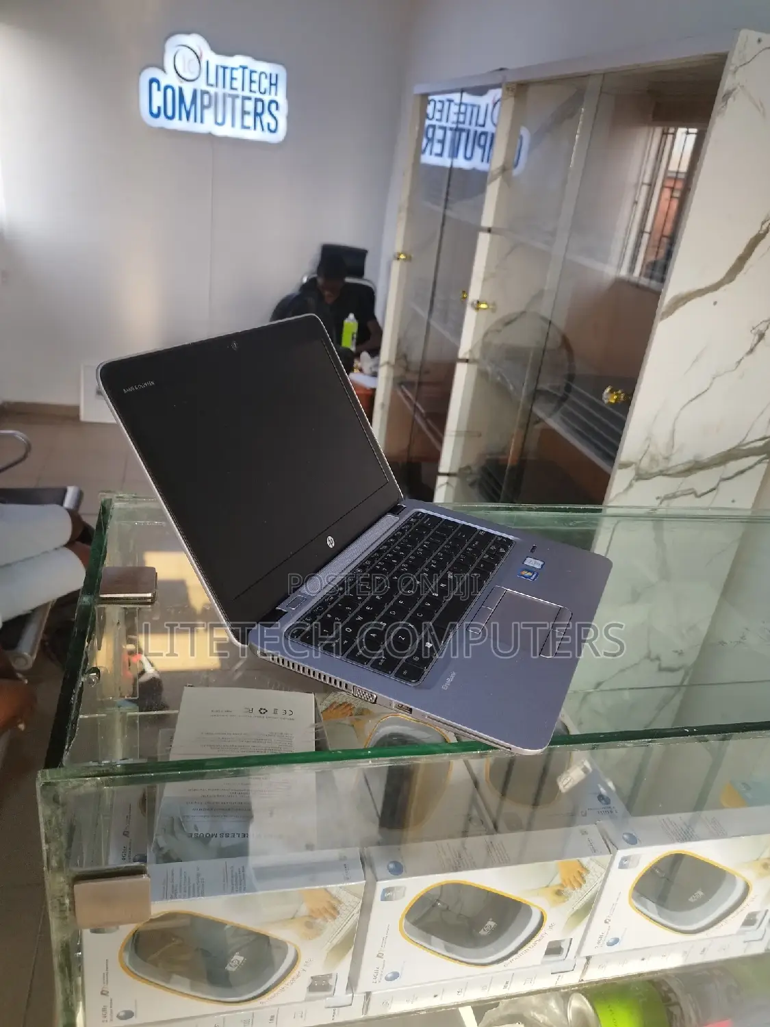 Laptop HP EliteBook 820 G3 8GB Intel Core I5 SSD 256GB