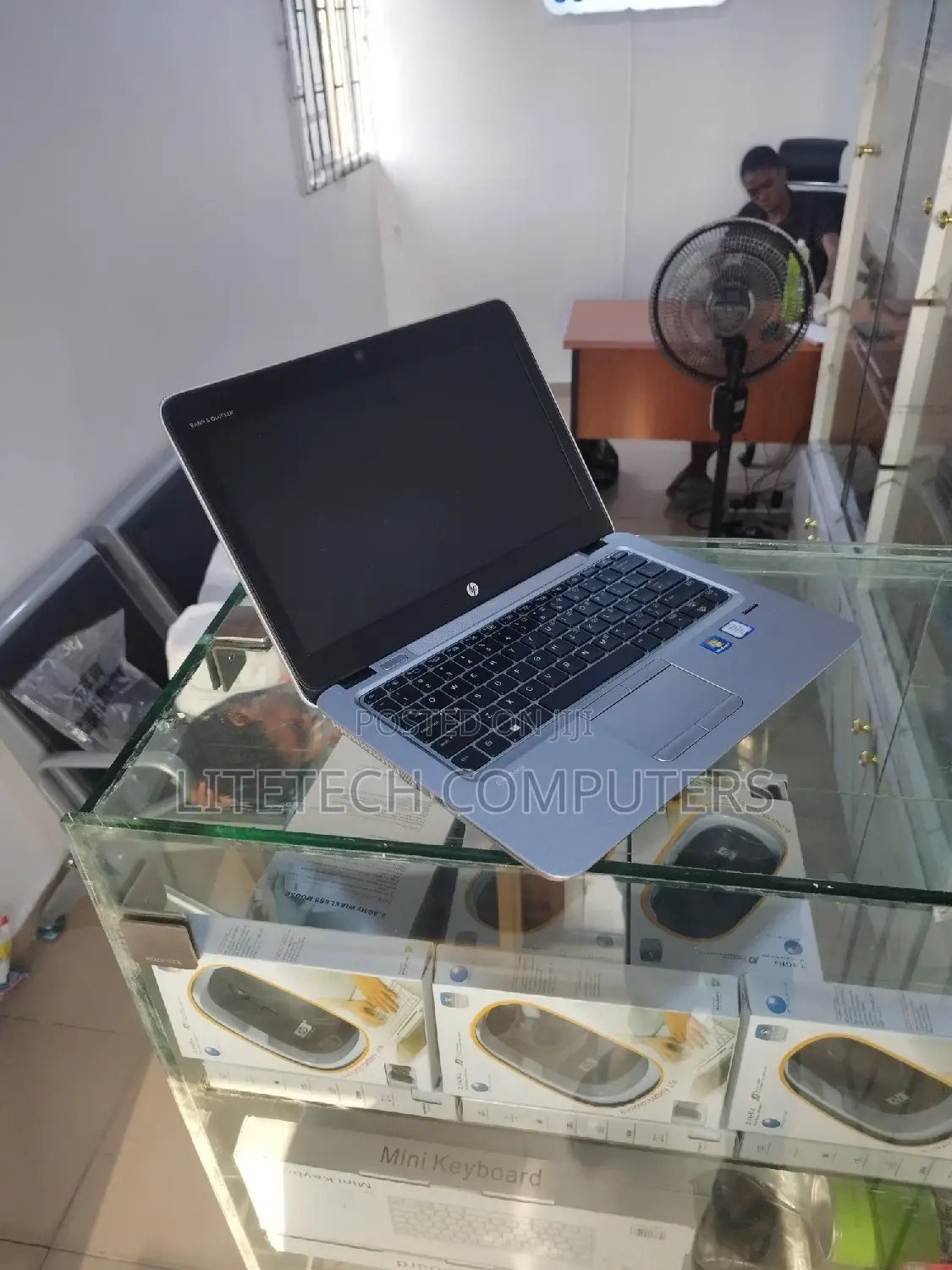 Laptop HP EliteBook 820 G3 8GB Intel Core I5 SSD 256GB