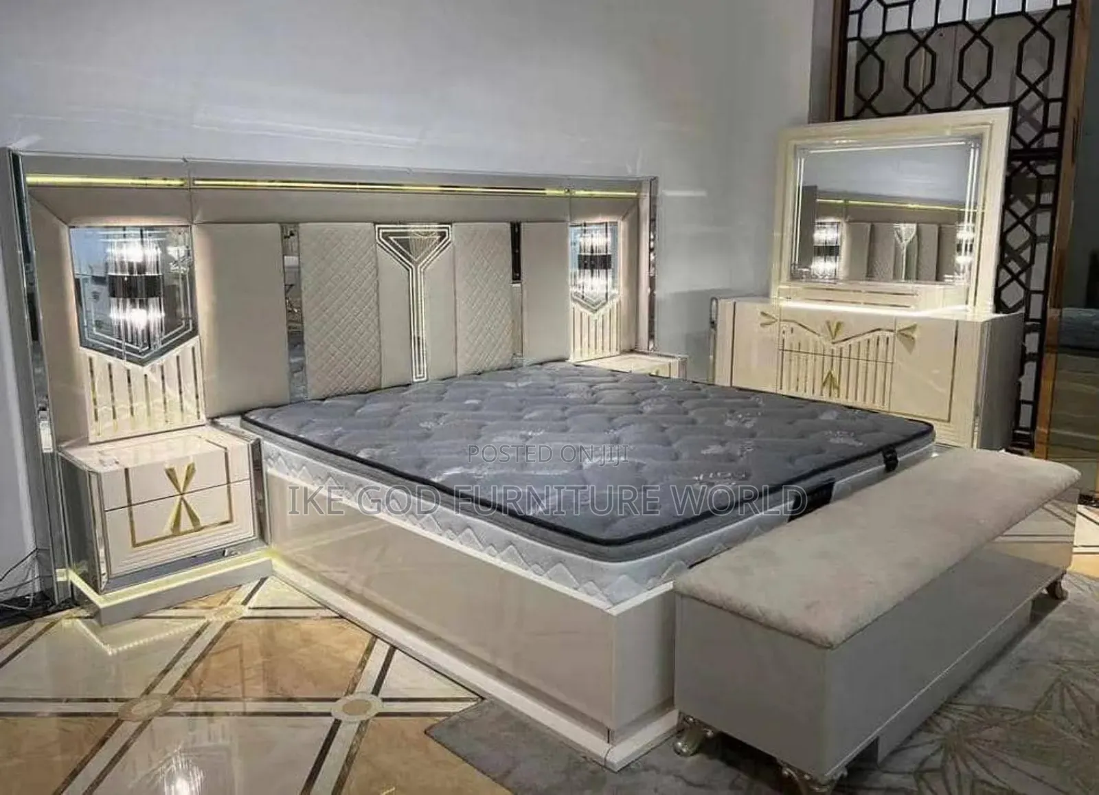 6by7 Imported Turkish Family Bed With Dressing Mirror