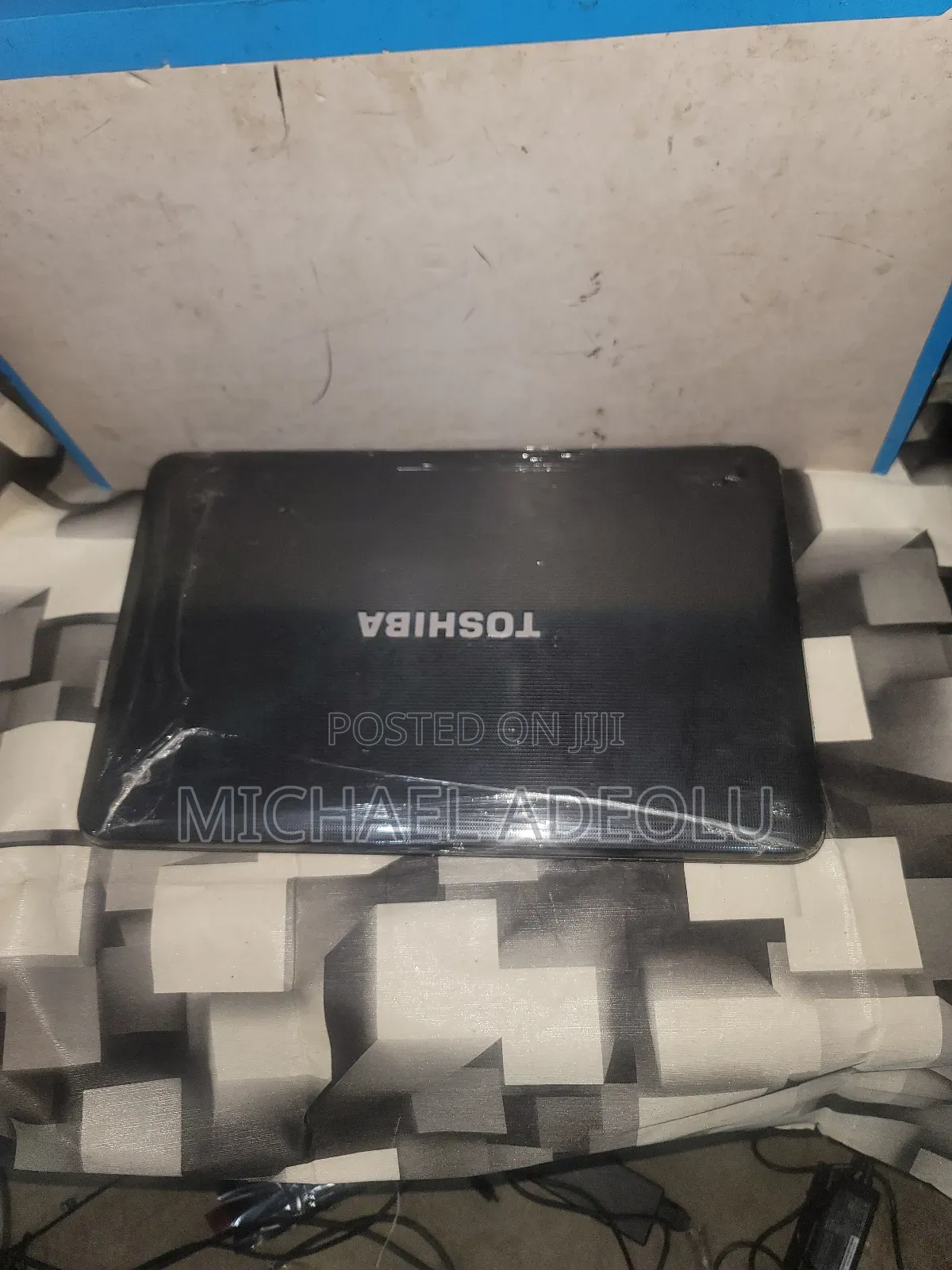 Laptop Toshiba Satellite C850 4GB Intel Core I3 HDD 320GB
