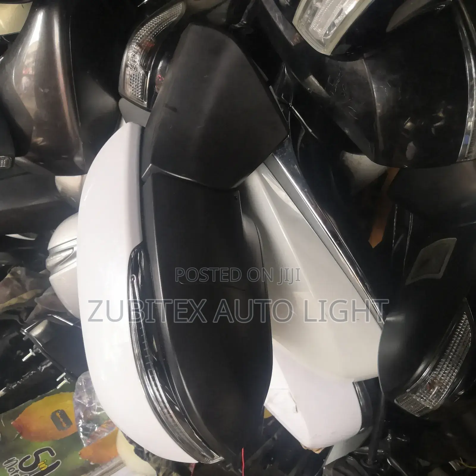 Complete Side Mirror Rav4 2020 With Senssor and Camera