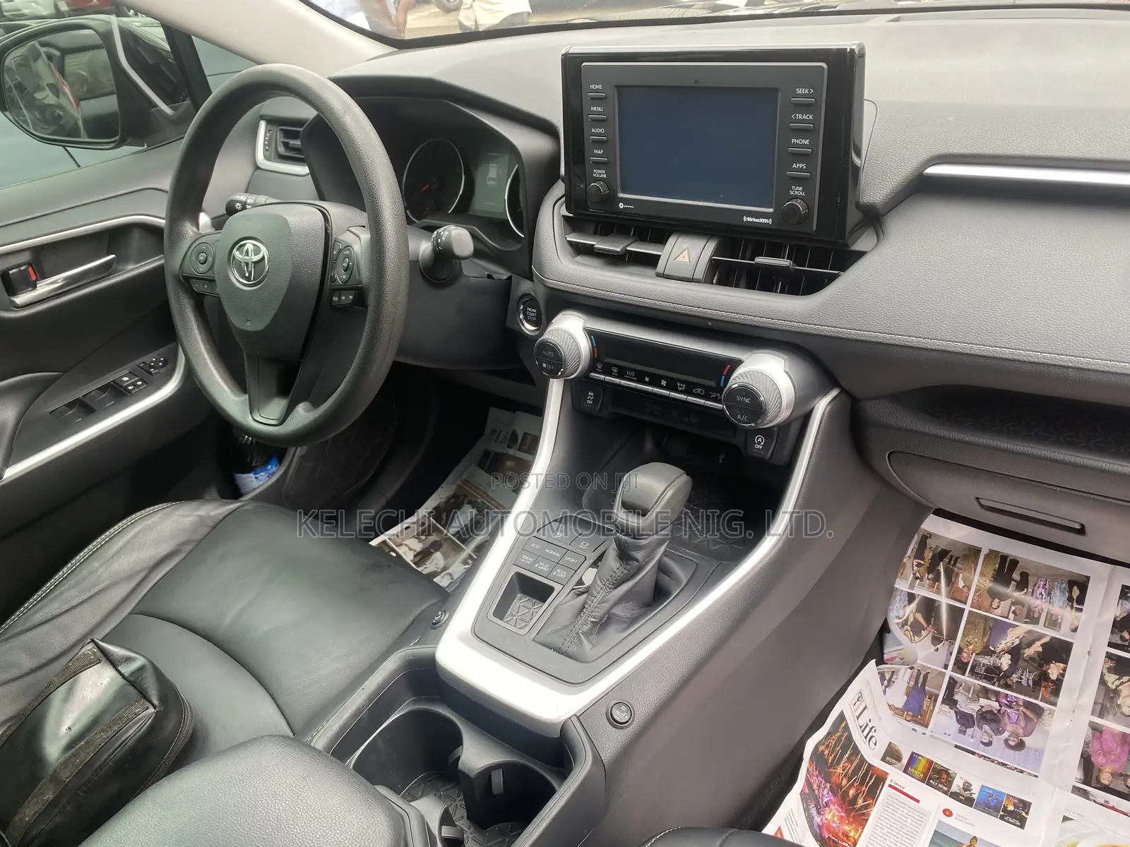 Toyota RAV4 XLE AWD 2020 Black