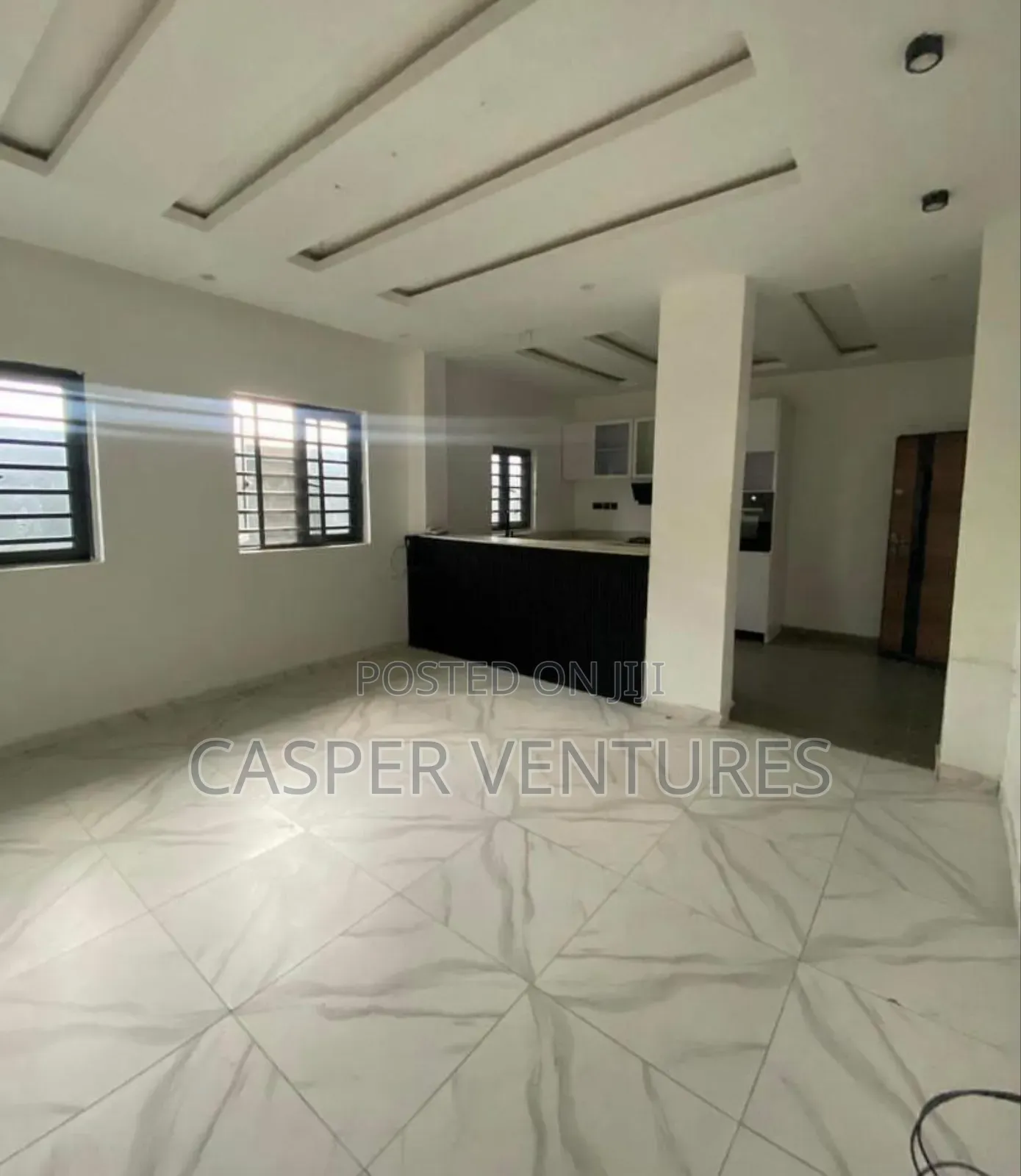 1bdrm Room & Parlour in Admiralty, Lekki Phase 1 for rent