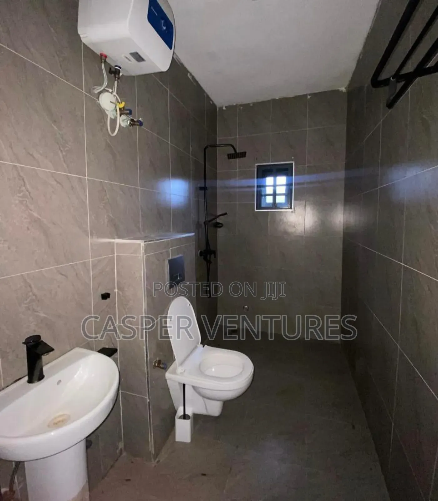 1bdrm Room & Parlour in Admiralty, Lekki Phase 1 for rent