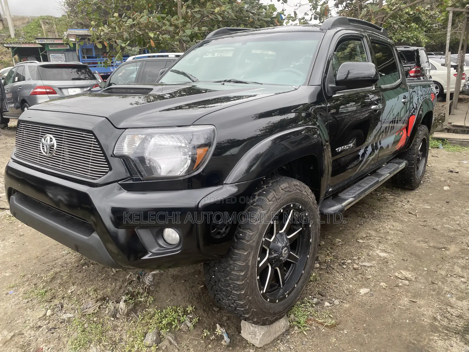 Toyota Tacoma 2014 Black