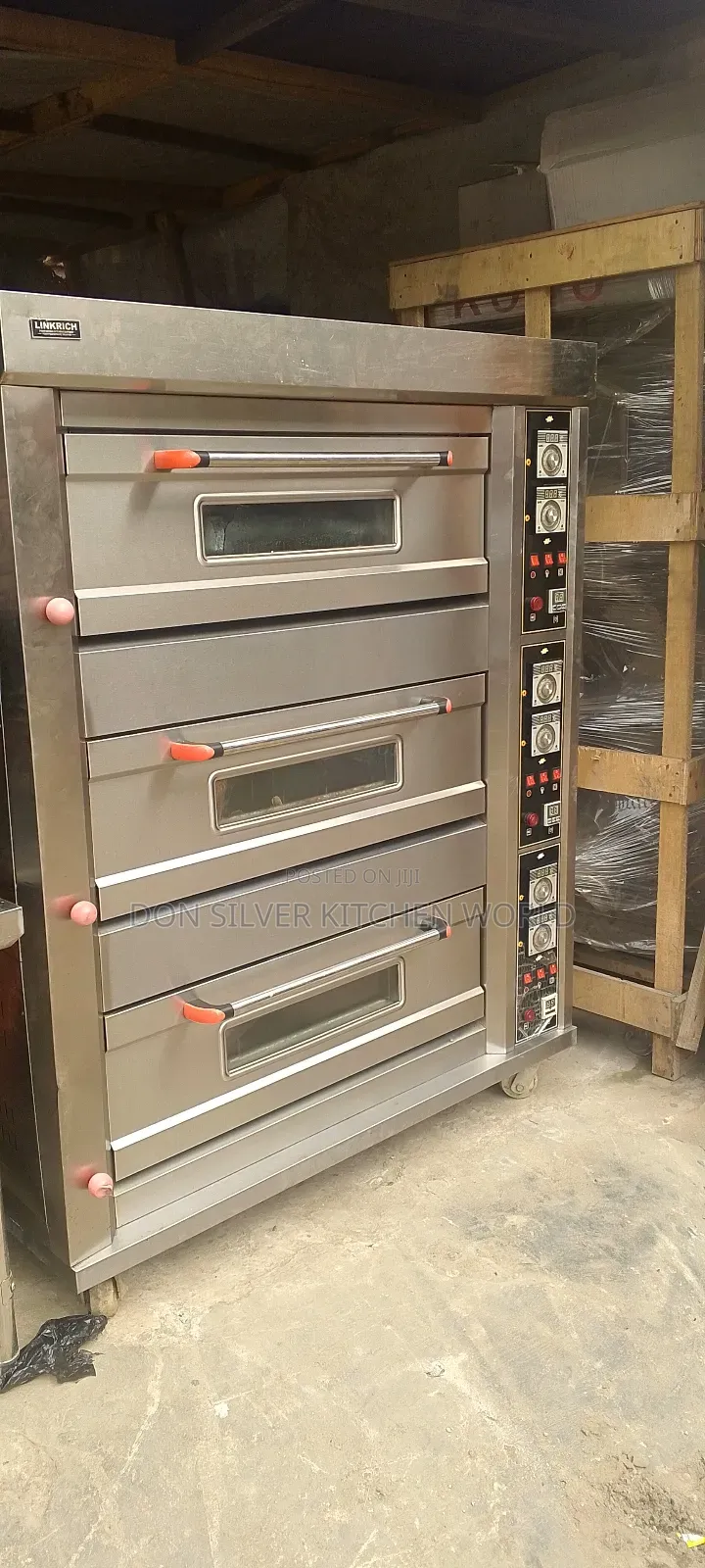 Six Trays Gas Oven