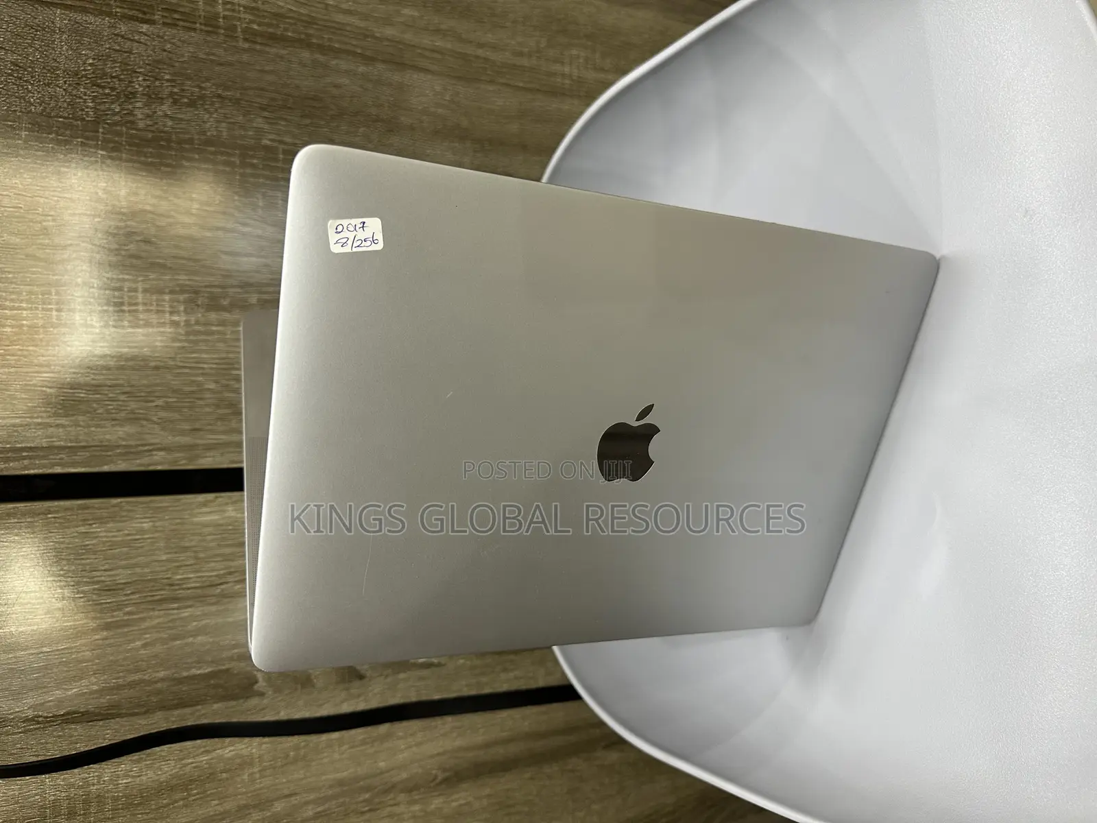 Laptop Apple MacBook Pro 2017 8GB Intel Core i5 SSD 256GB