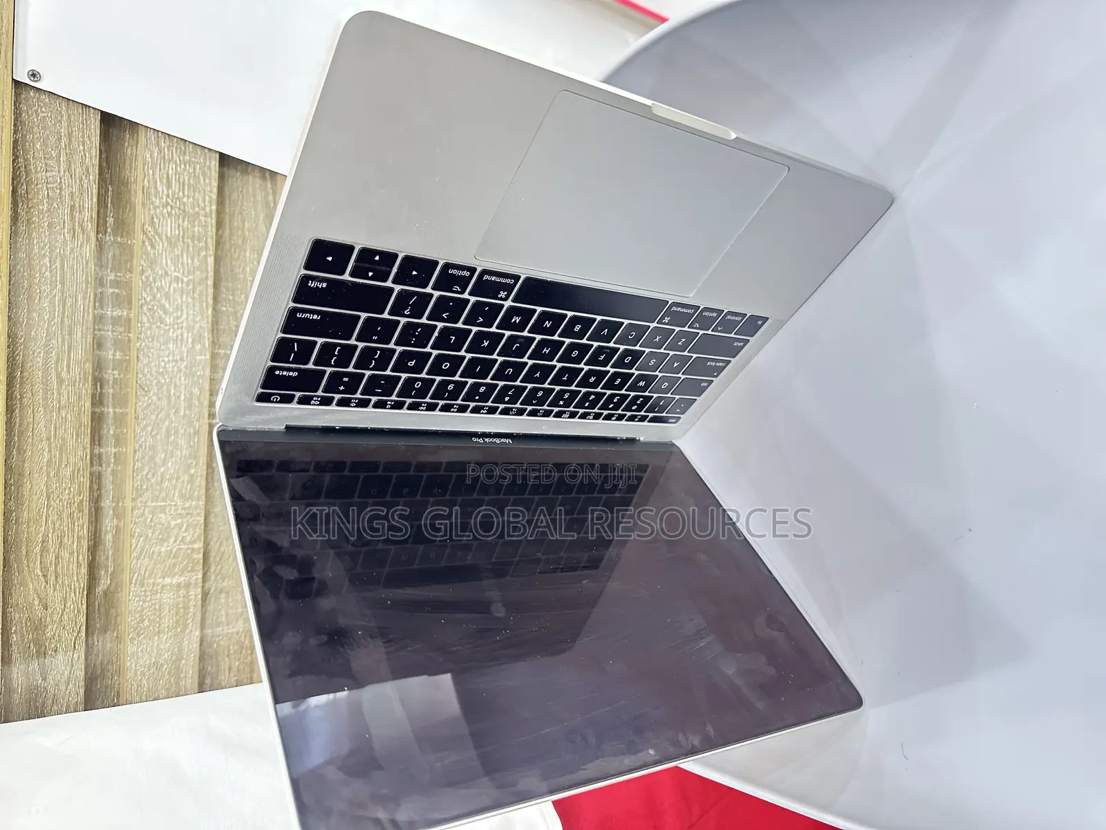 Laptop Apple MacBook Pro 2017 8GB Intel Core i5 SSD 256GB