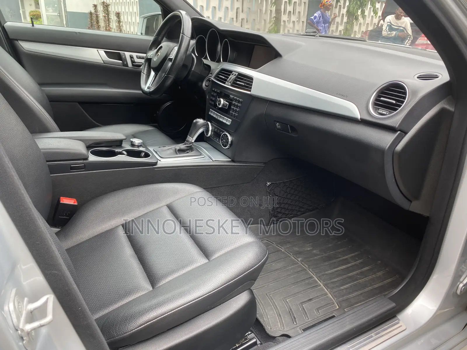 Mercedes-Benz C300 2014 Silver