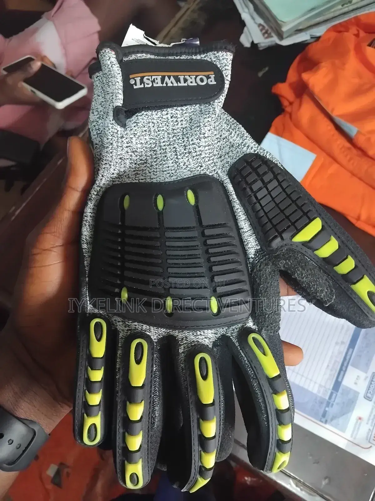 Port West Hand Gloves