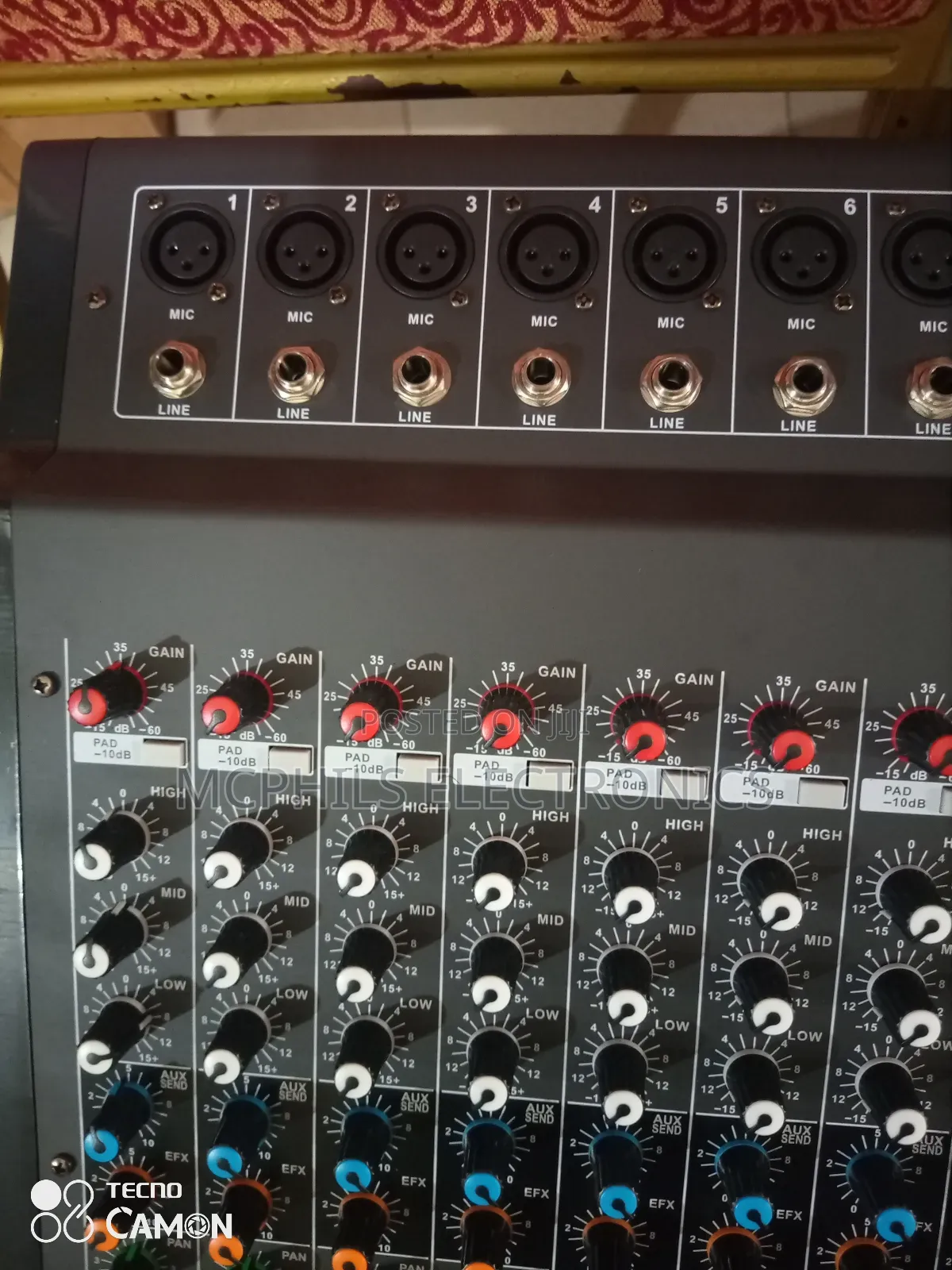 12 Channels Powered Audio Mixer Console.