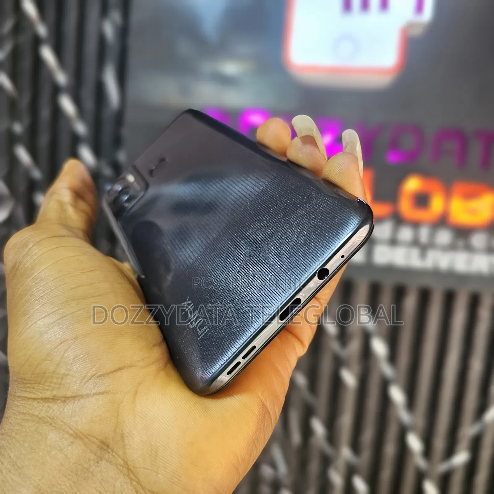 Infinix Hot 12 play 128 GB Black