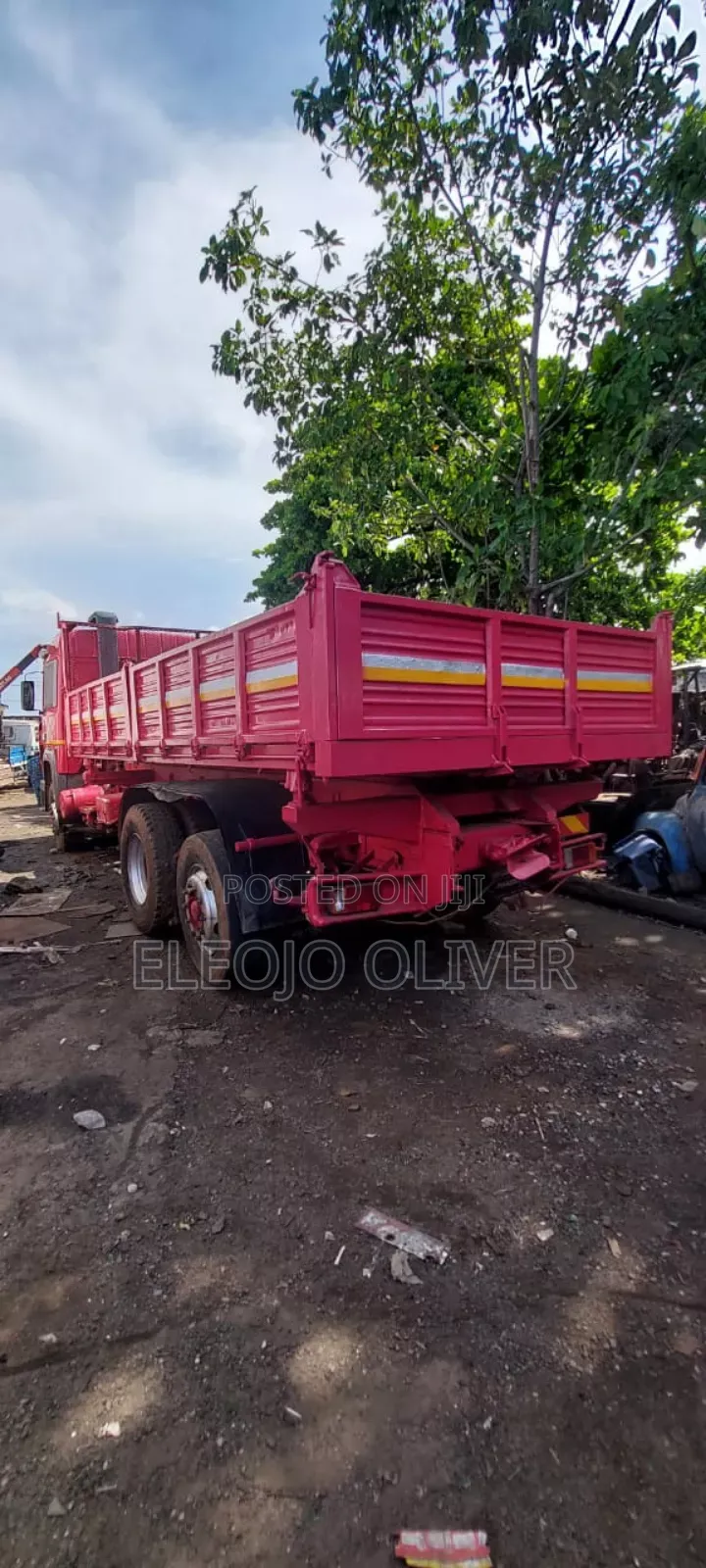Hiab Truck for Rent in Lekki, Lagos. Rent Hiab Truck in Lek
