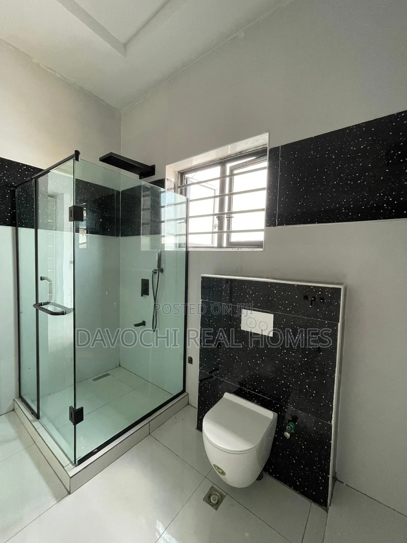 4bdrm Duplex in Off Lekki-Epe Expressway for sale