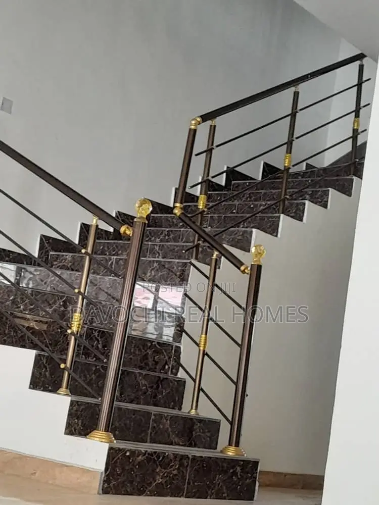 4bdrm Duplex in Lekki Expressway for sale