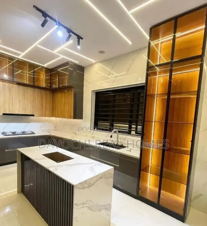 4bdrm Duplex in Lekki Expressway for sale