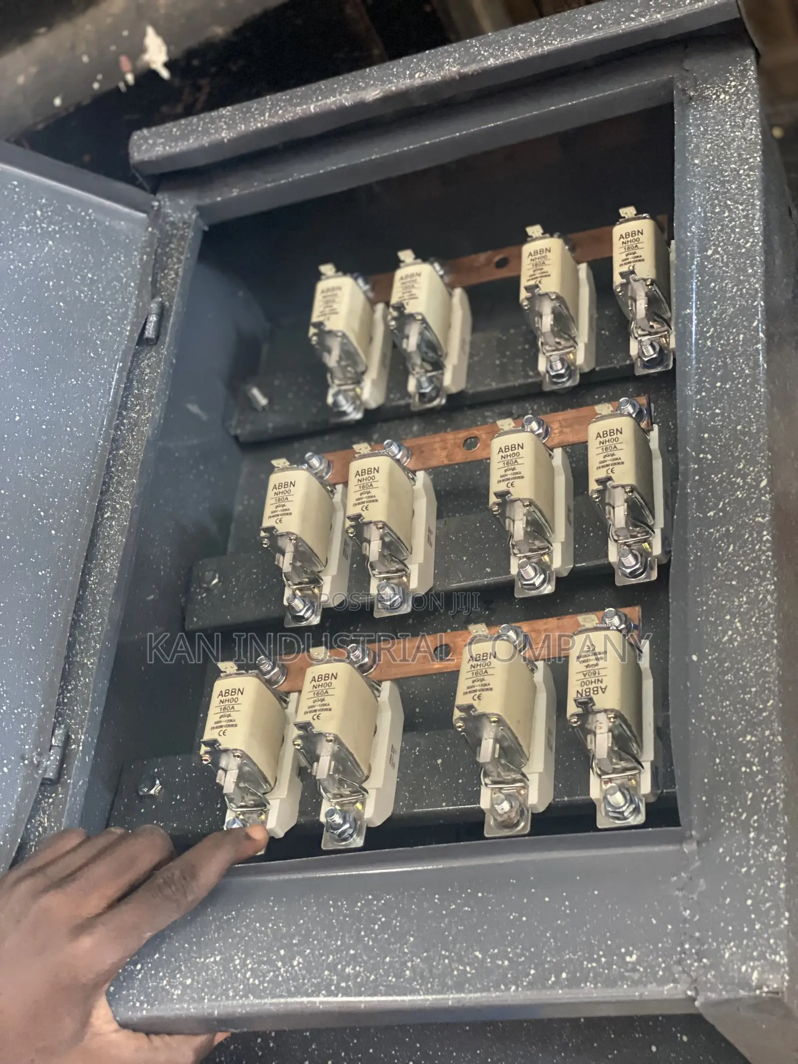 100amps Fider Pillar