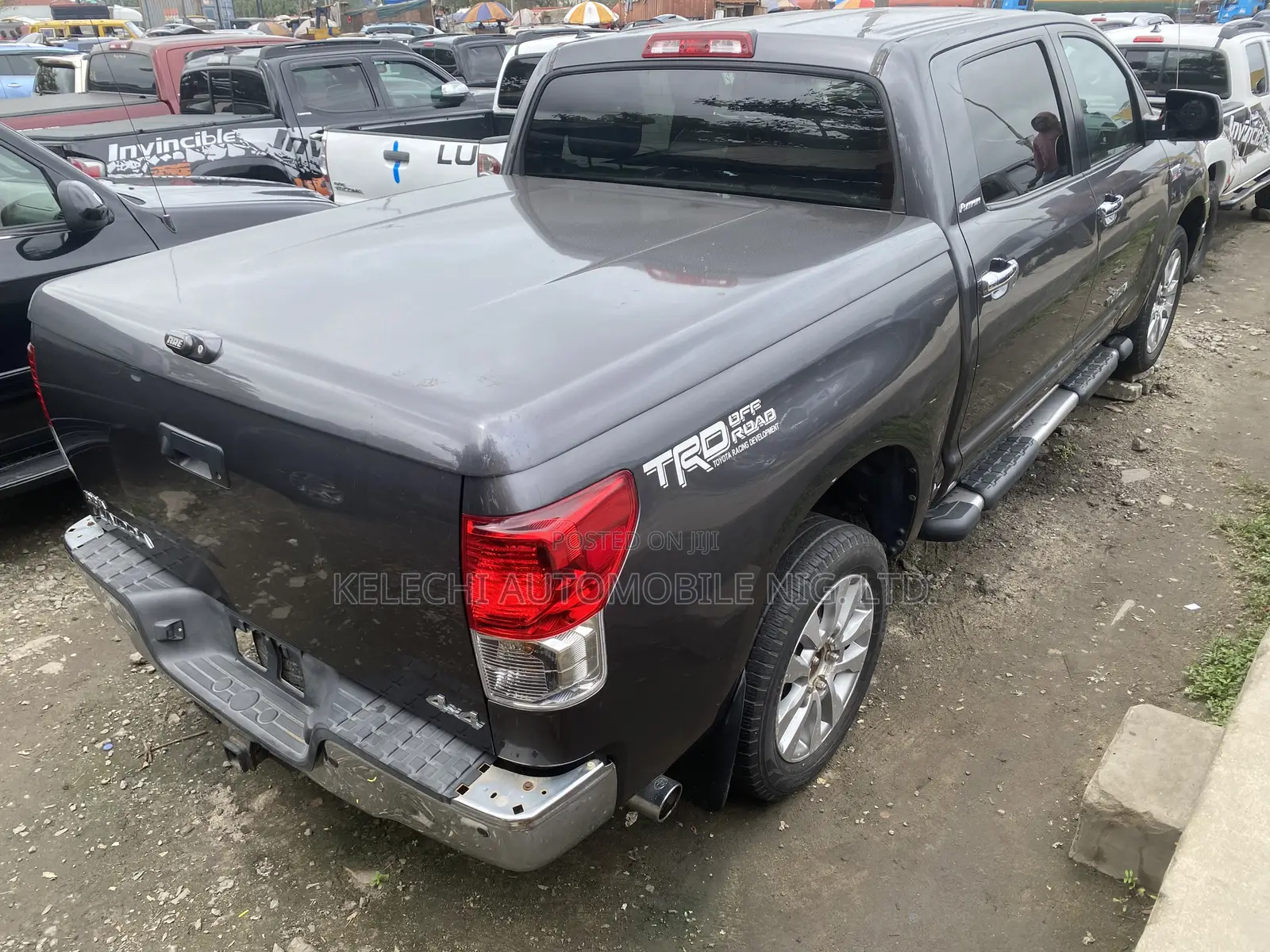Toyota Tundra Regular Cab 4x4  5.7L V8 2013 Gray