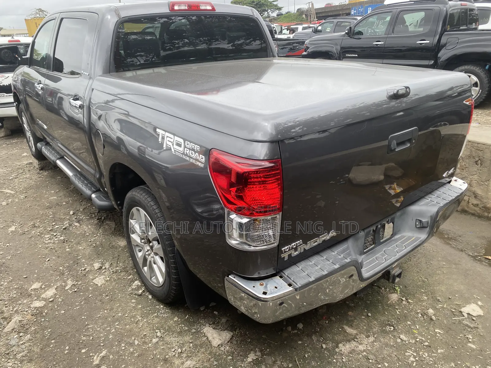 Toyota Tundra Regular Cab 4x4  5.7L V8 2013 Gray