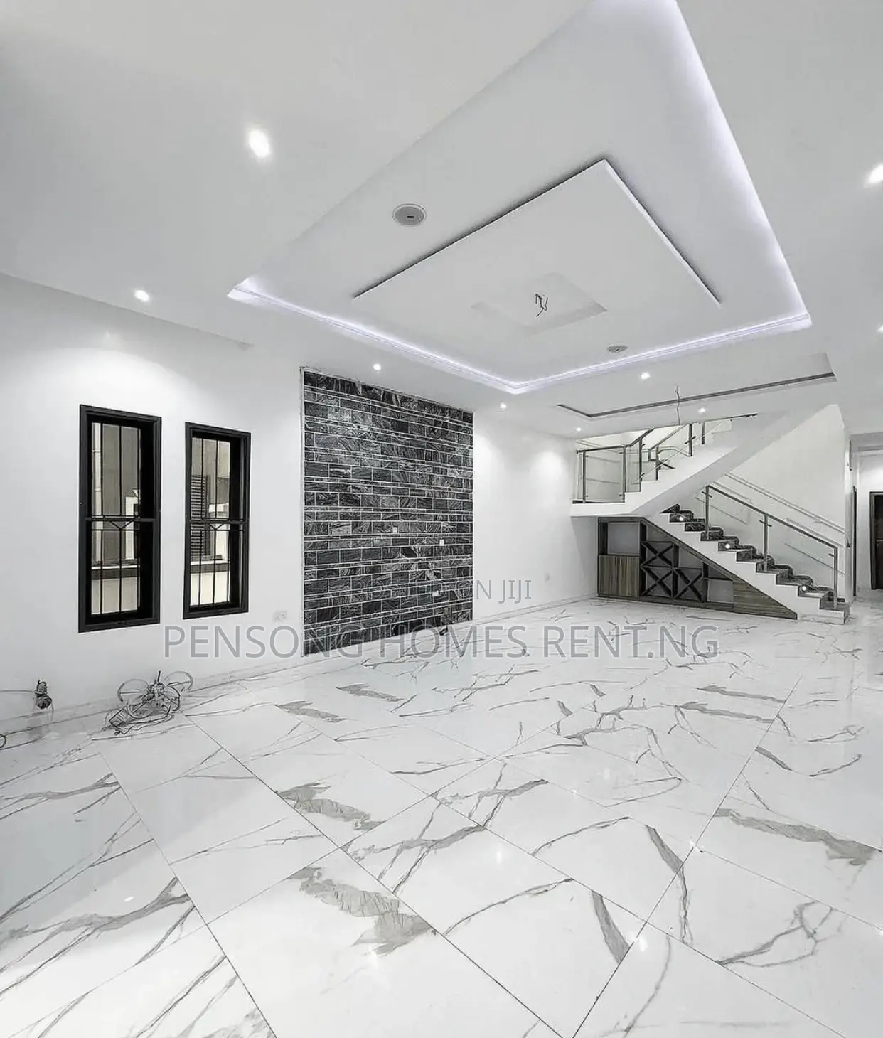 4bdrm Duplex in Chevron Drive for rent