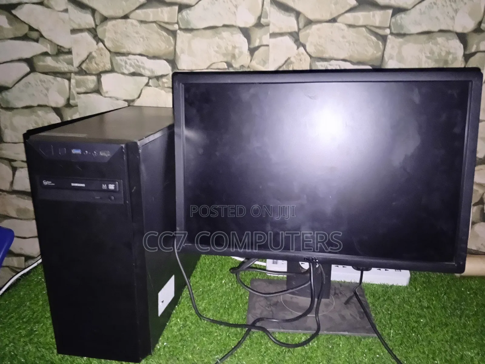 Desktop Computer Asus 16GB Intel Core I7 HDD+SSD 640GB