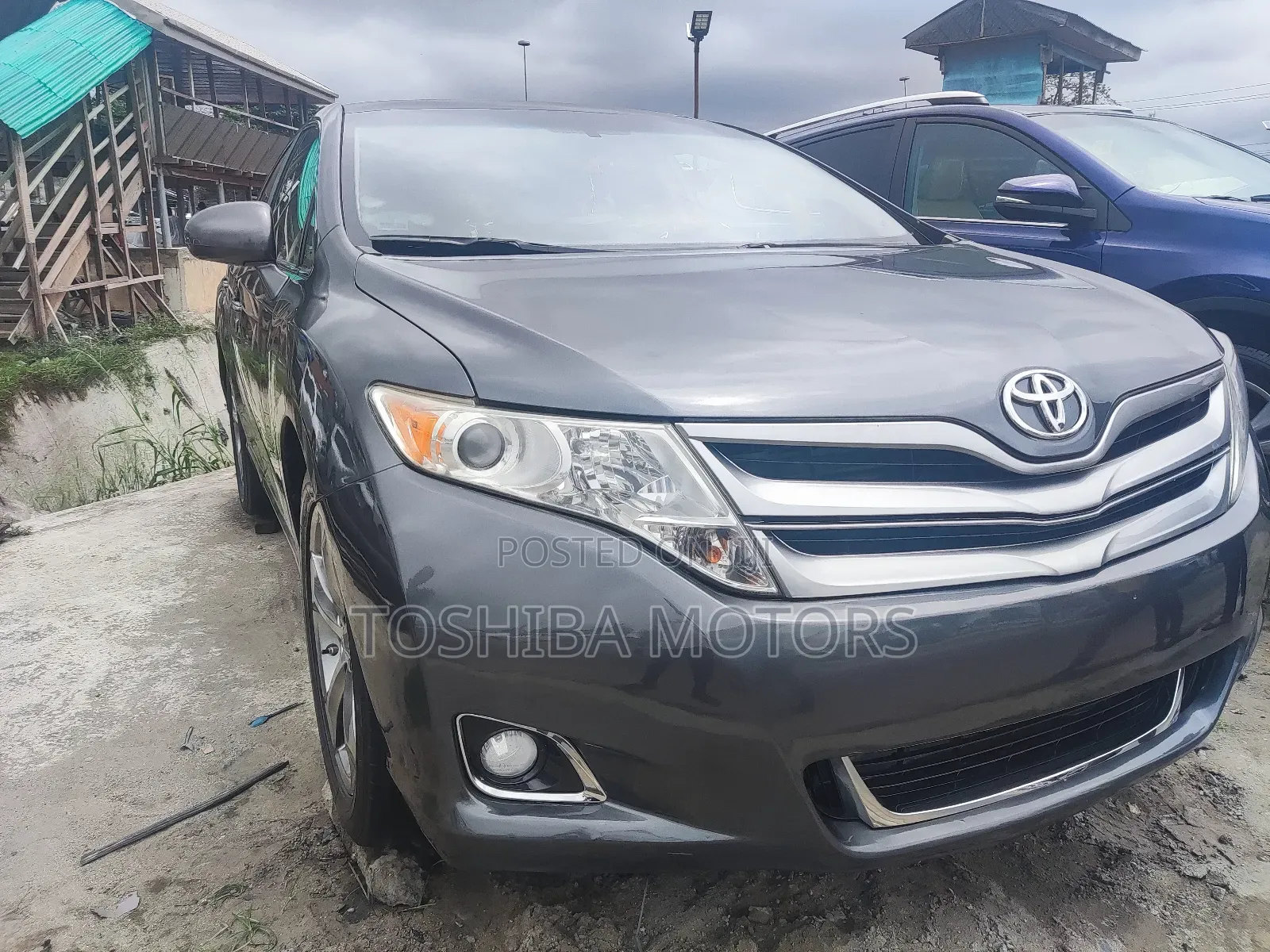 Toyota Venza V6 AWD 2011 Gray