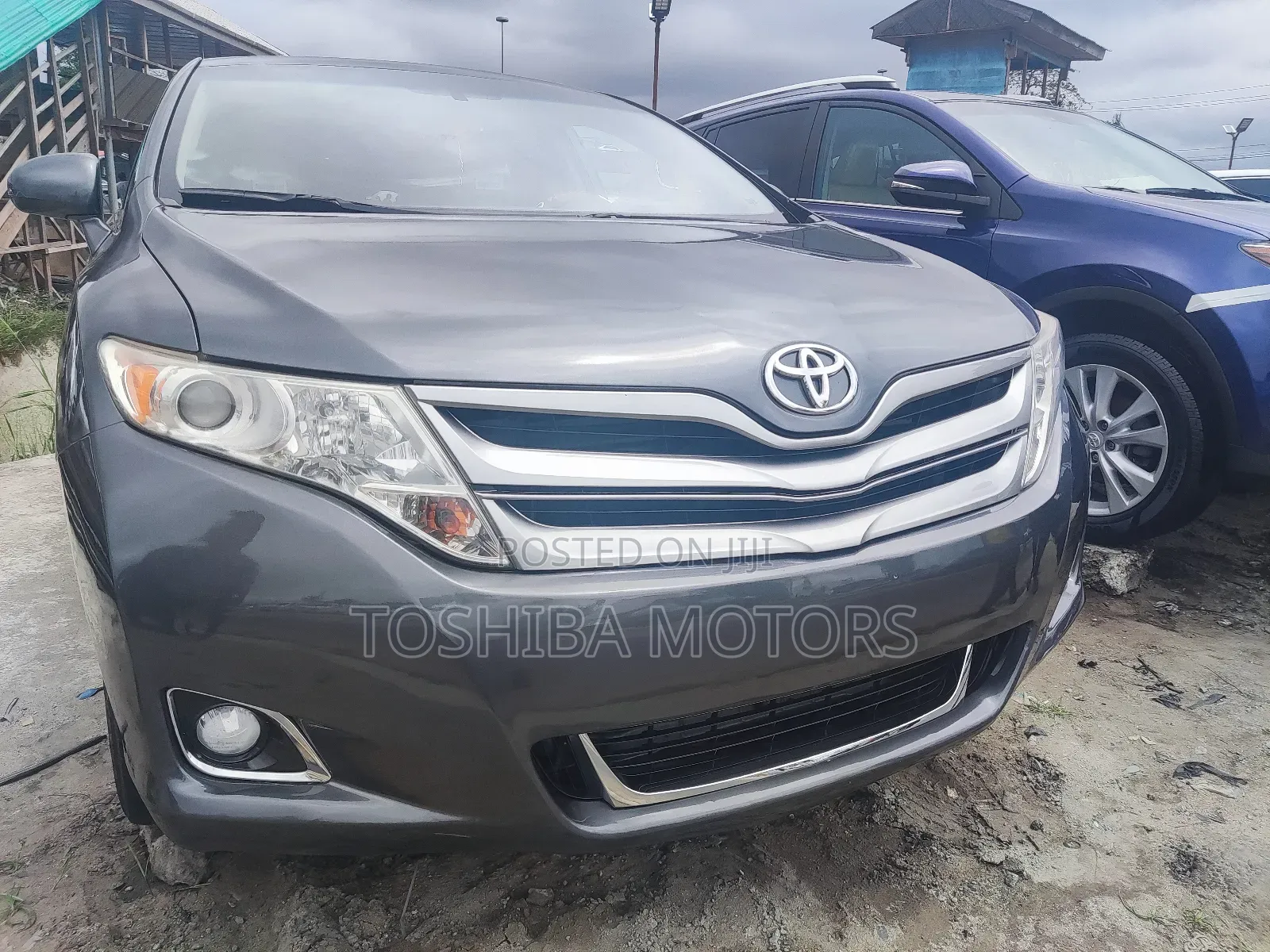 Toyota Venza V6 AWD 2011 Gray