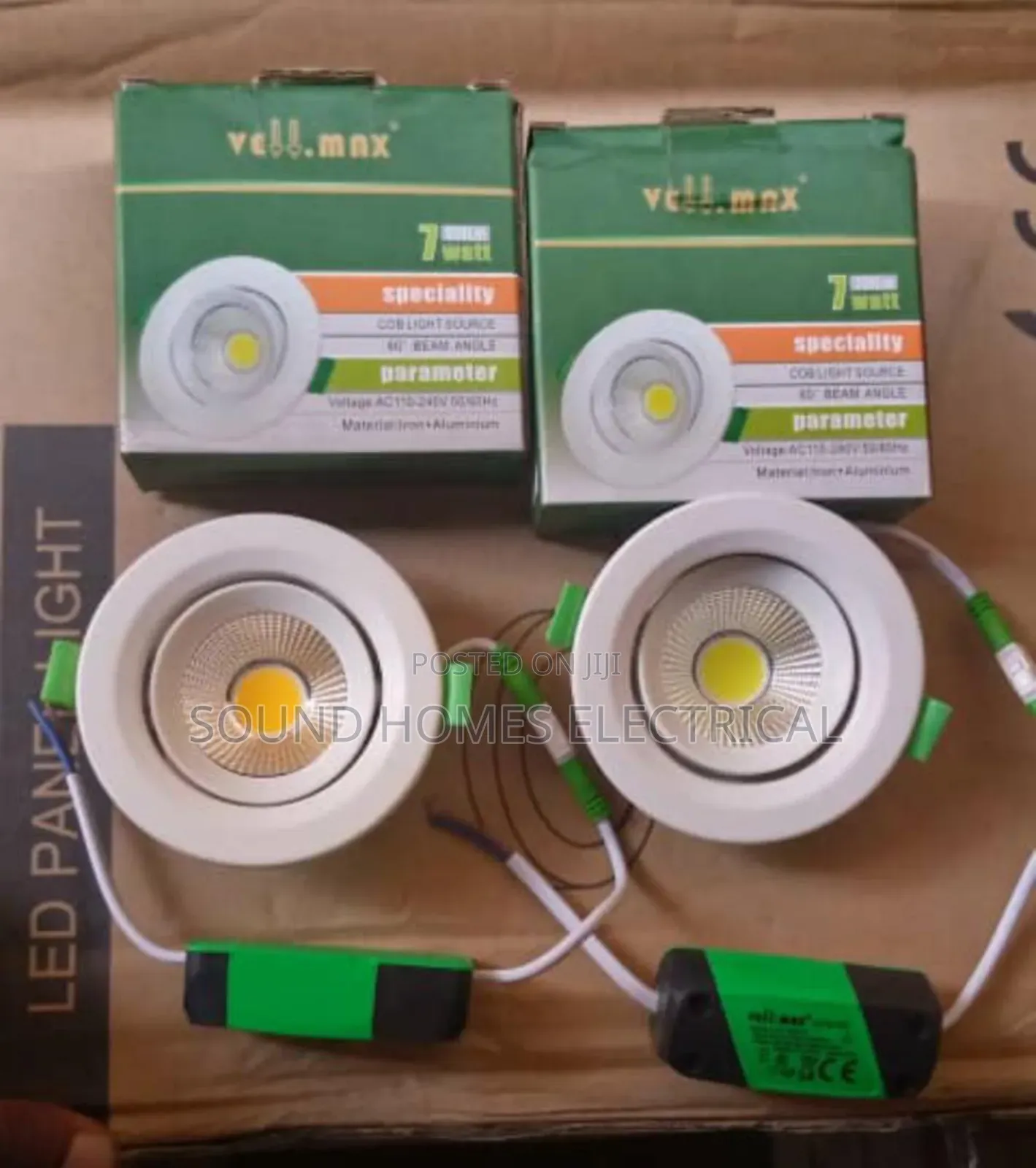 Tiltable Neck Vellmax Spotlights