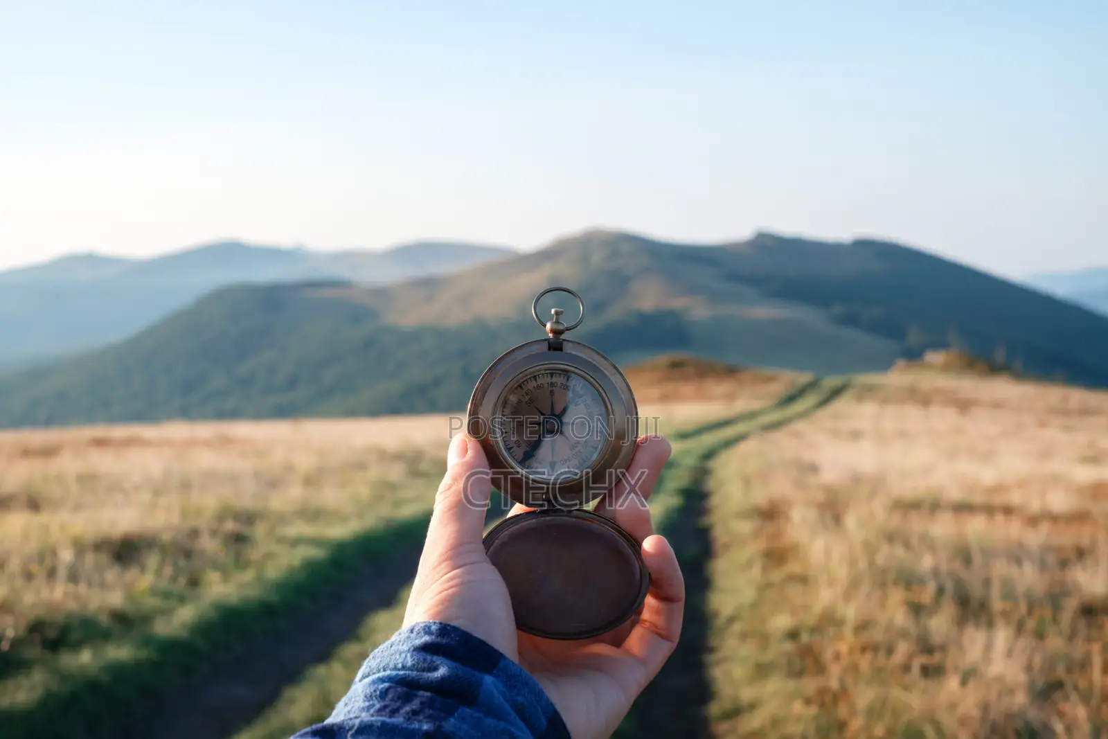 Vintage Ancient Magnetic Compass
