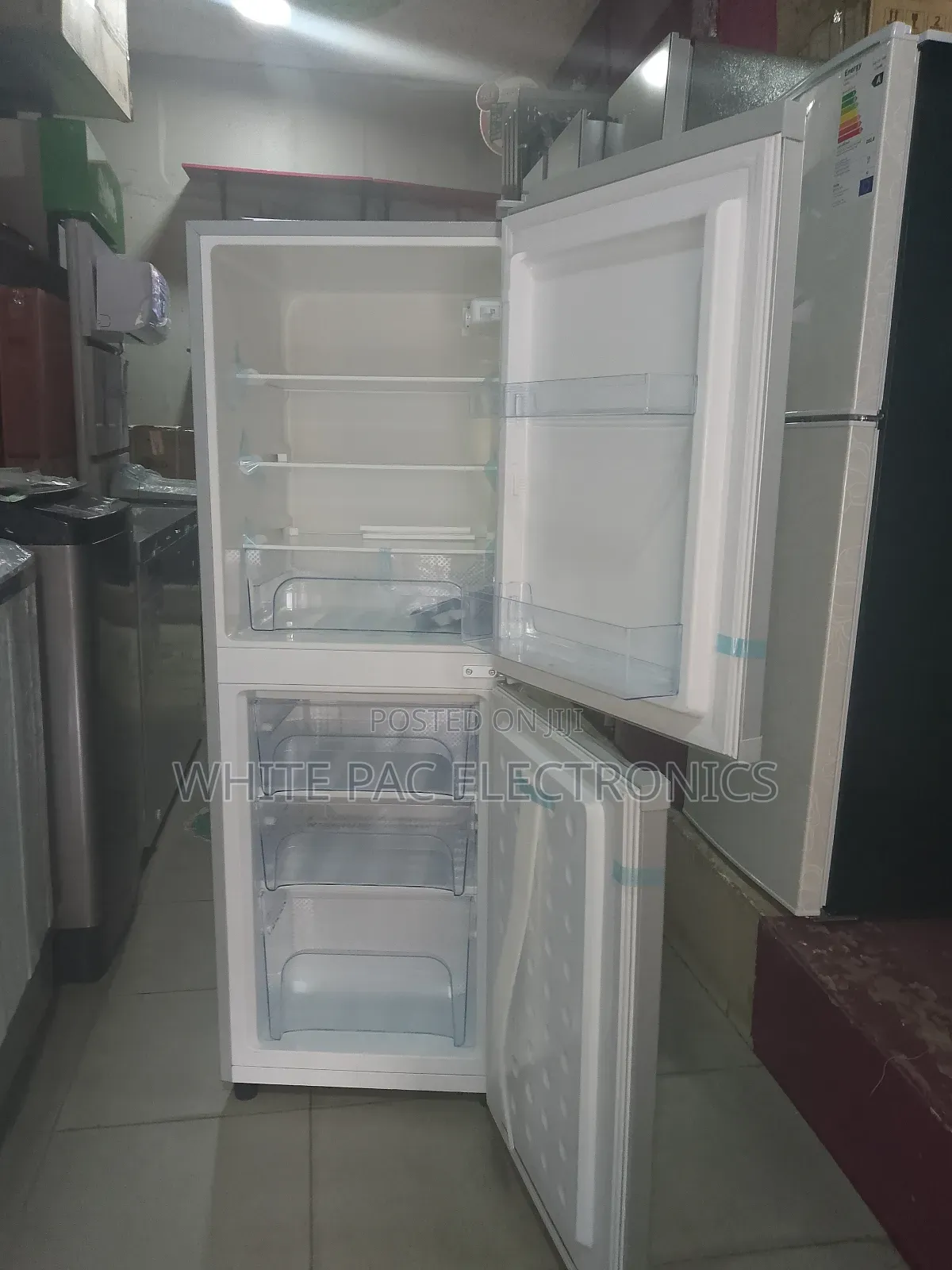 Brand New>LG Half /Half Door 250-litre Extranal Ice Maker