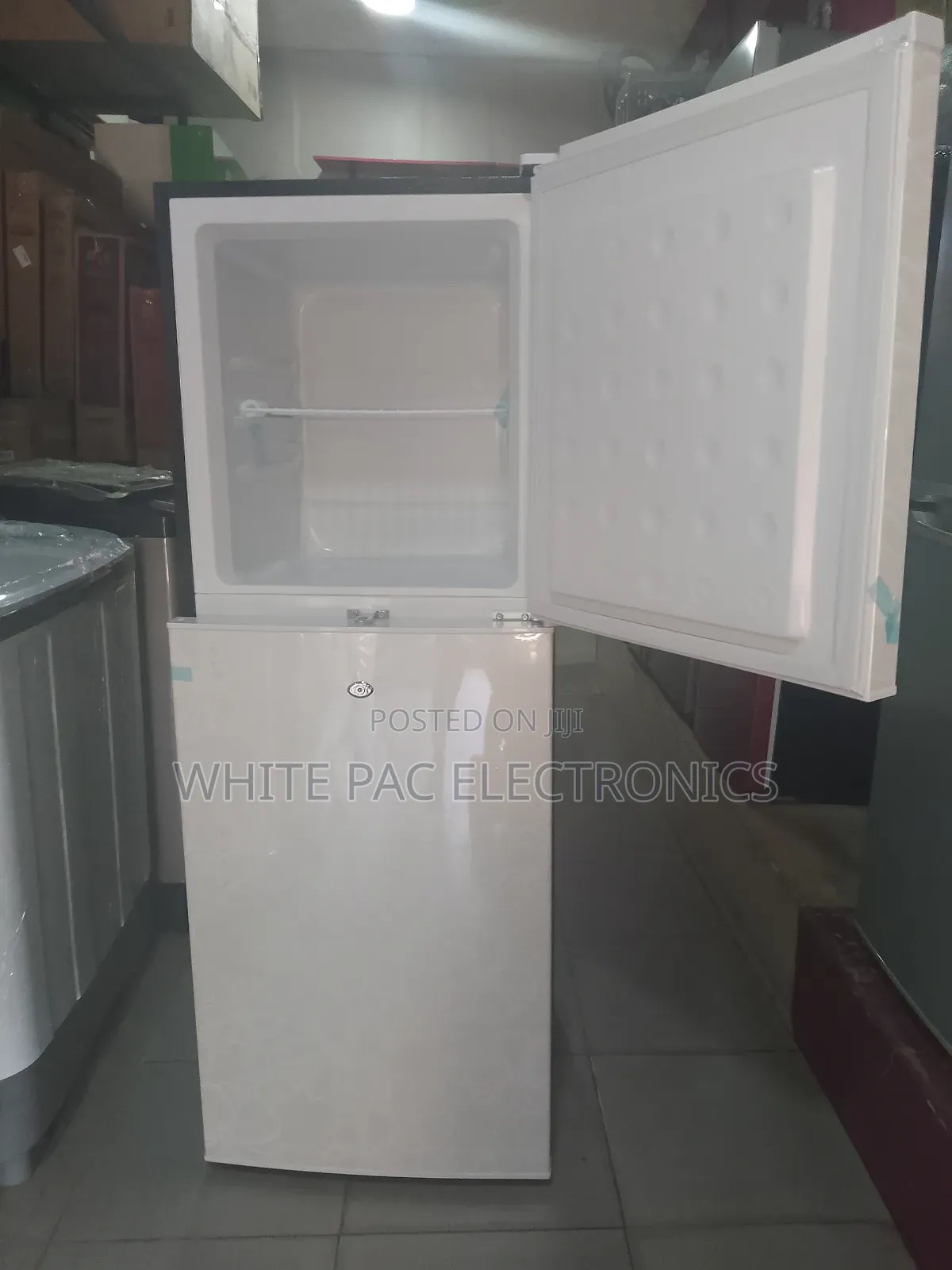 Brand New> LG 270-Litre Double Door Fast Ice Maker( Extranal