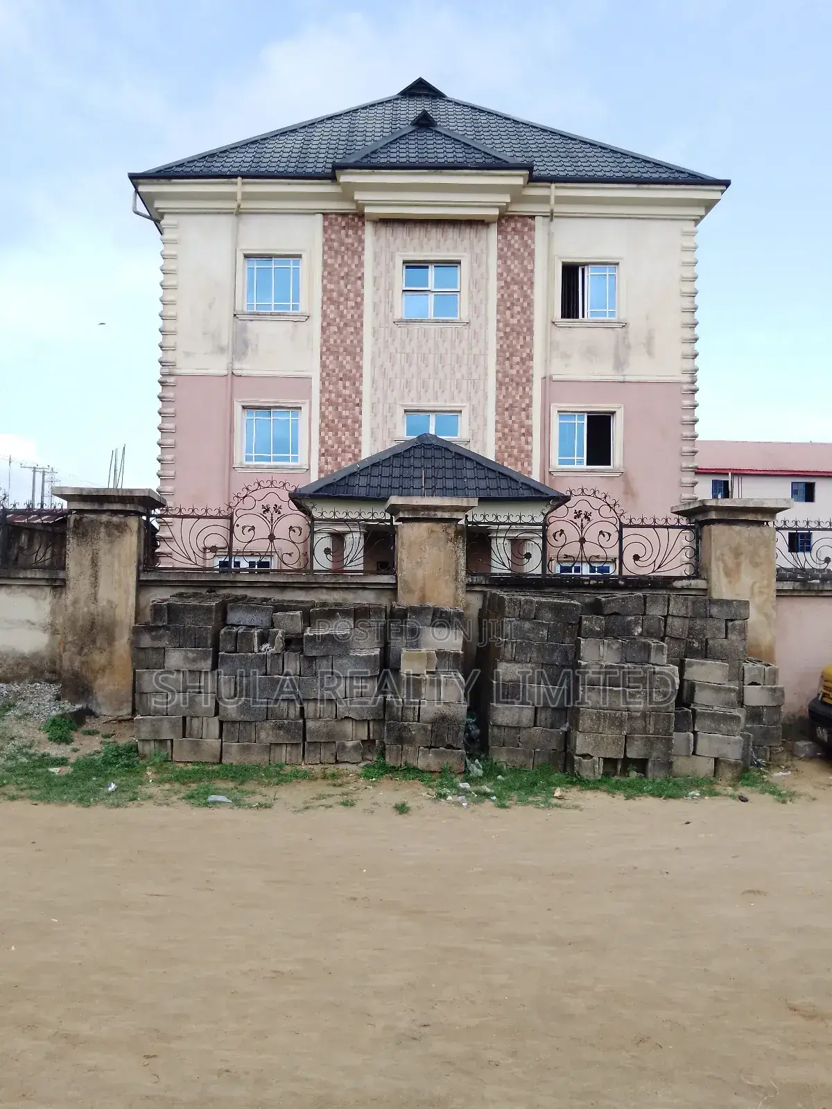 35 Rooms Hotel at Abule Era Ijaninkin Ojo Lagos
