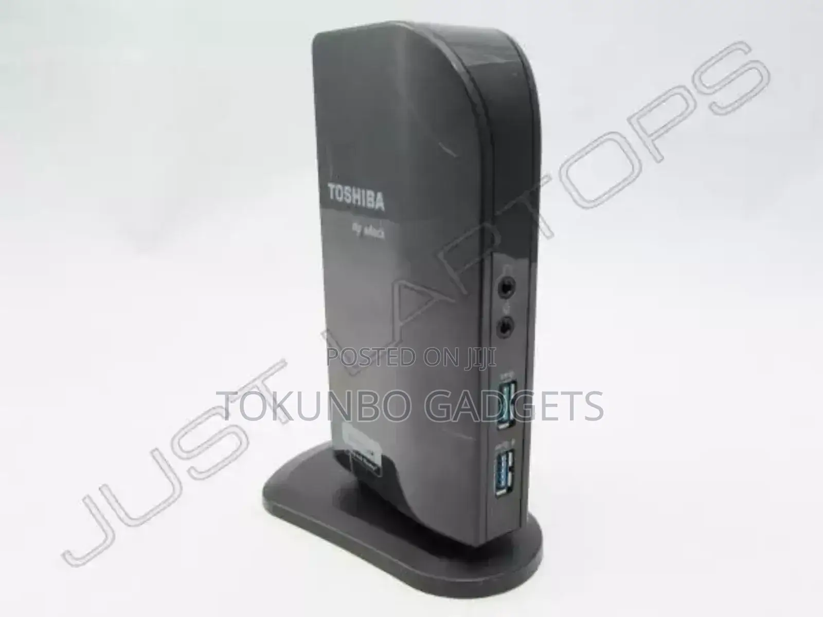 Toshiba Dynadock V3.0 + Docking Station Port Replicator HW