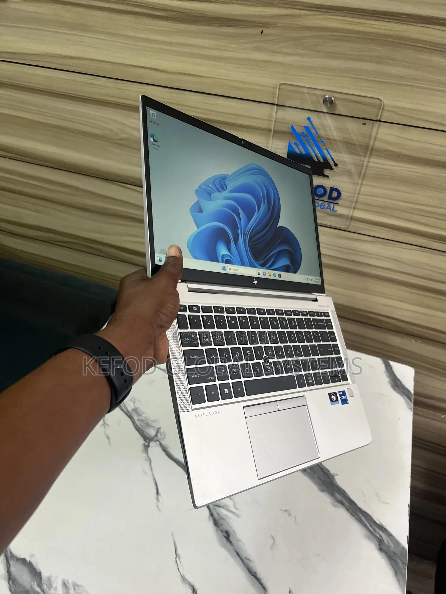Laptop HP EliteBook 840 G8 16GB Intel Core I7 SSD 256GB