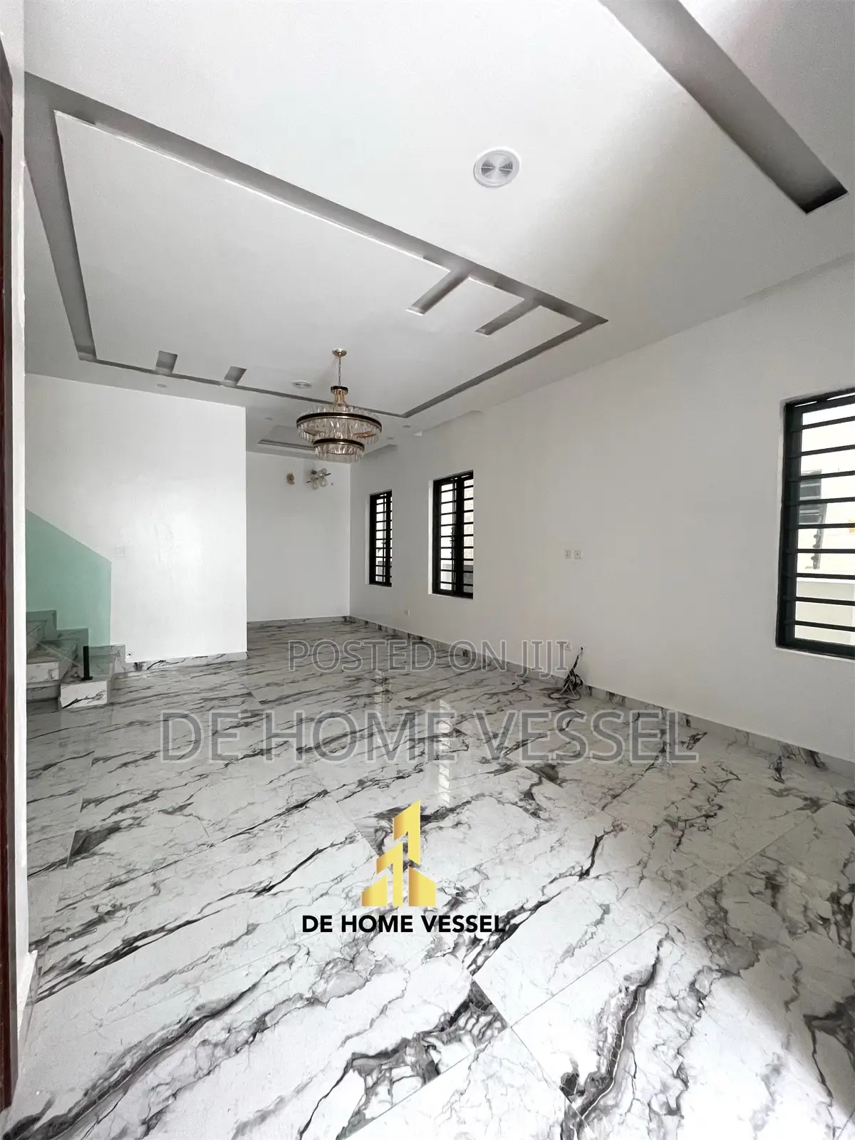 5bdrm Duplex in Lekki for sale