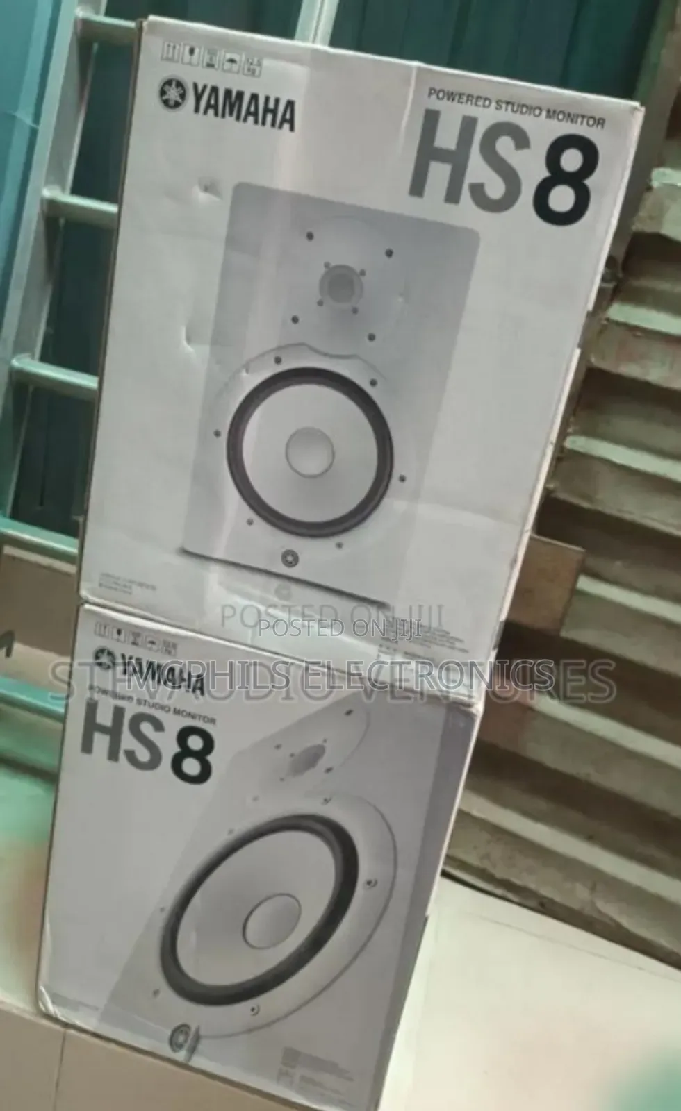 Yamaha Studio Monitor Active Speaker Hs8