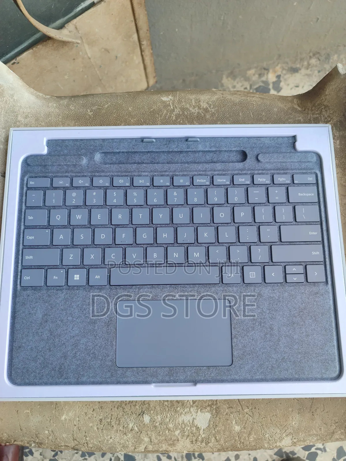 Microsoft Surface Pro Signature Keyboard